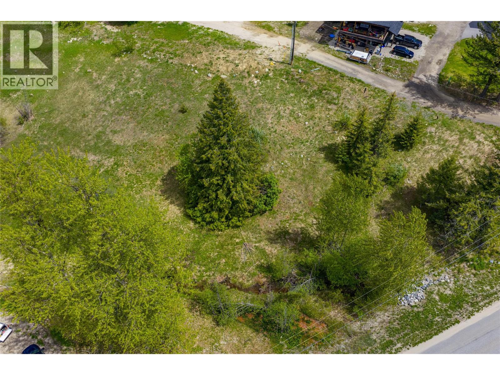 201 Joliffe Way, Rossland, British Columbia  V0G 1Y0 - Photo 2 - 10391884