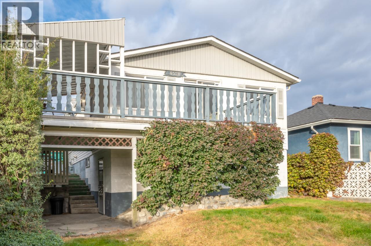 6528 Main Street, Oliver, British Columbia  V0H 1T0 - Photo 2 - 10391565