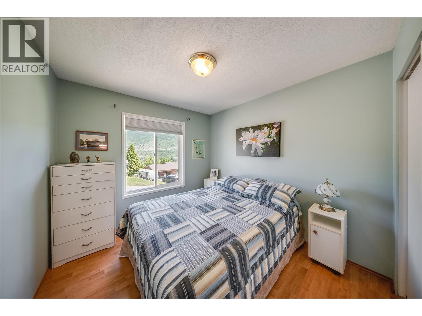 3404 Southridge Drive, Castlegar, British Columbia  V1N 4A7 - Photo 22 - 10391389