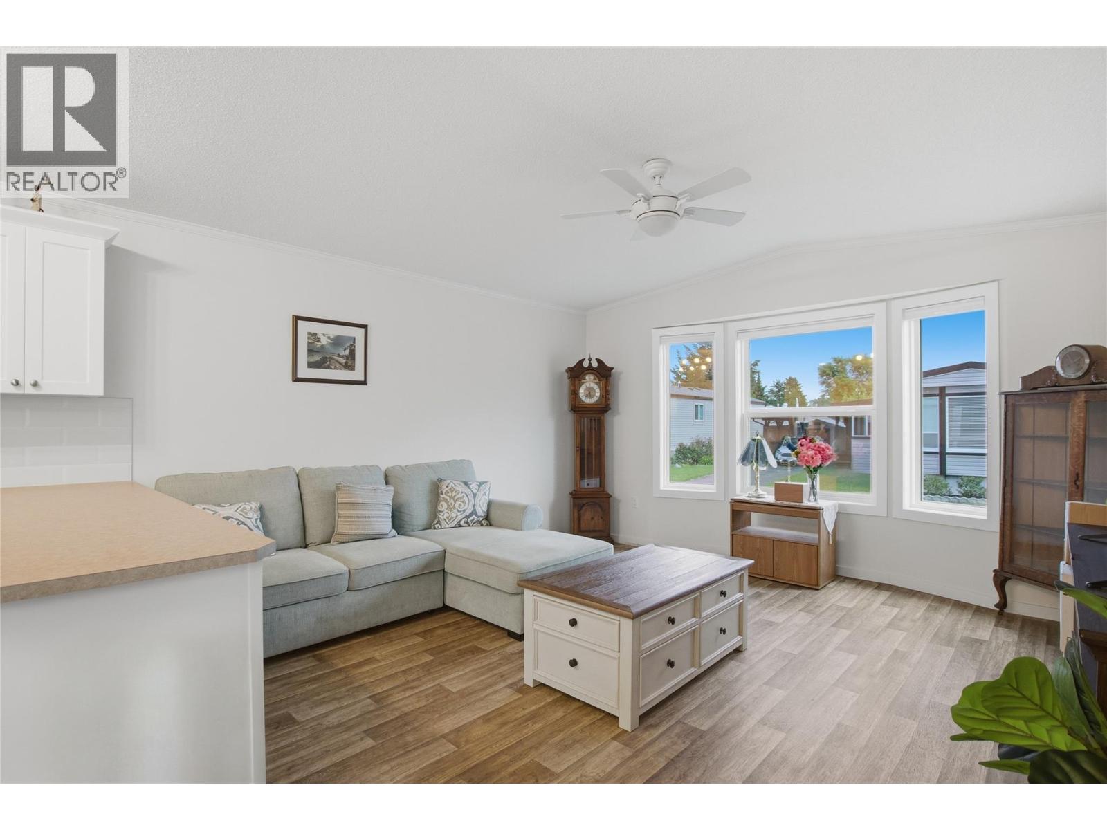 2400 Oakdale Way Unit# 66, Kamloops, British Columbia  V2B 6W7 - Photo 10 - 10391944