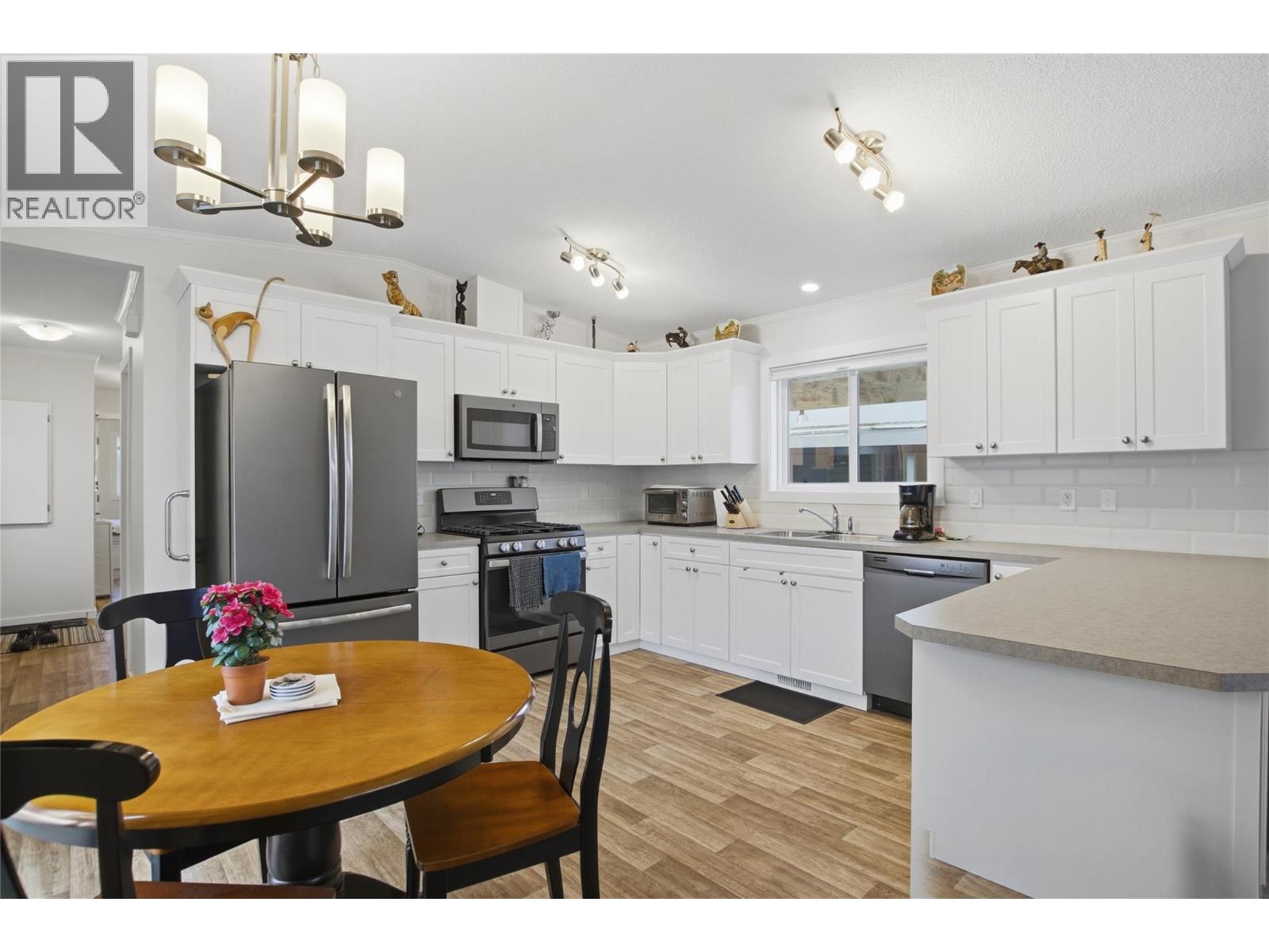 2400 Oakdale Way Unit# 66, Kamloops, British Columbia  V2B 6W7 - Photo 11 - 10391944