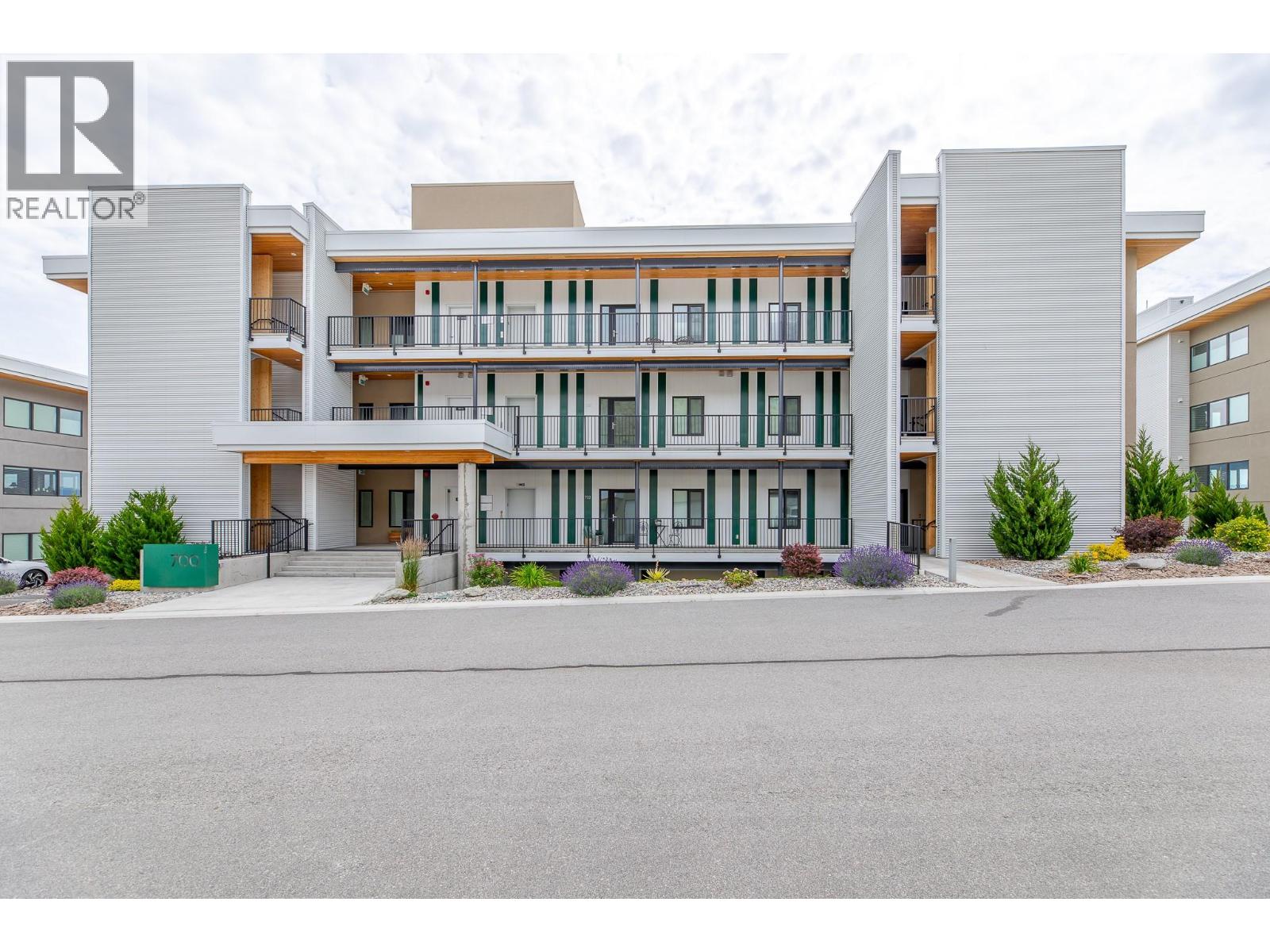 700 Vista Park Unit# 712, Penticton, British Columbia  V2A 0B2 - Photo 2 - 10391625