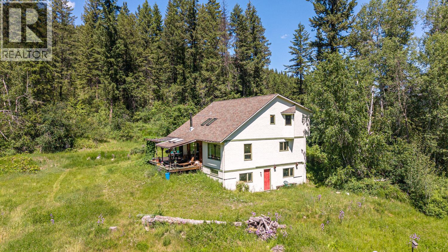 187 Gibson Road, Lumby, British Columbia  V0E 2G1 - Photo 3 - 10391083