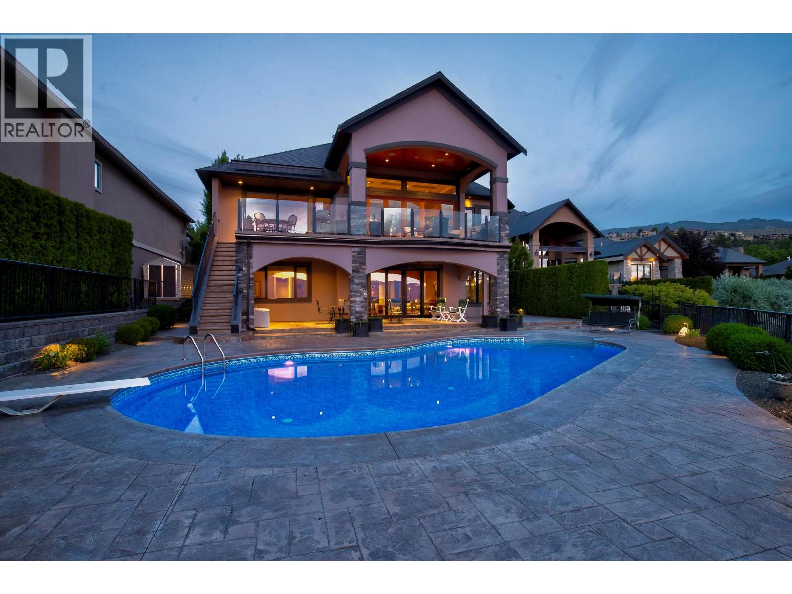 726 Marin Crescent, Kelowna, British Columbia  V1W 5C8 - Photo 4 - 10391721