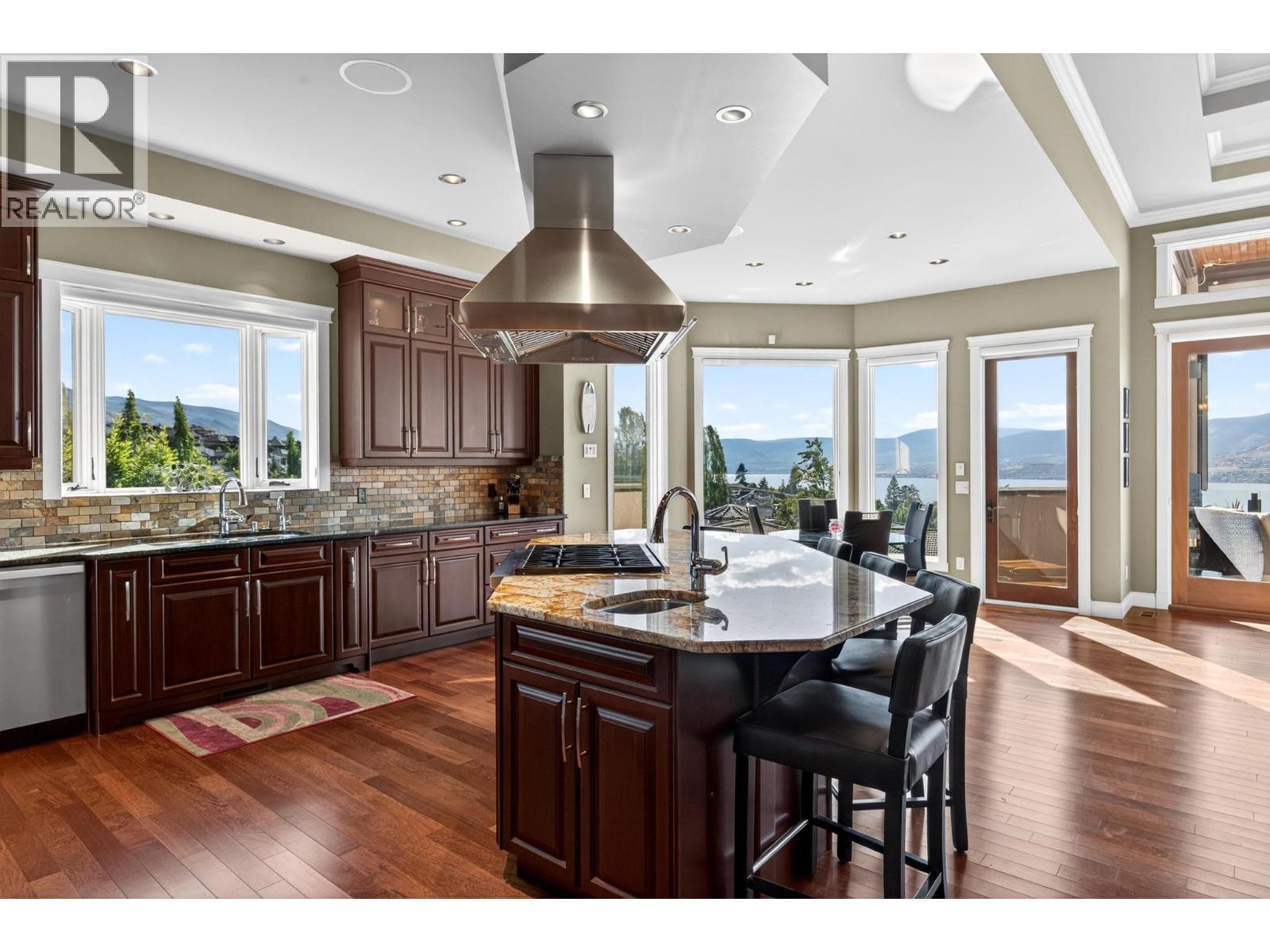 726 Marin Crescent, Kelowna, British Columbia  V1W 5C8 - Photo 8 - 10391721