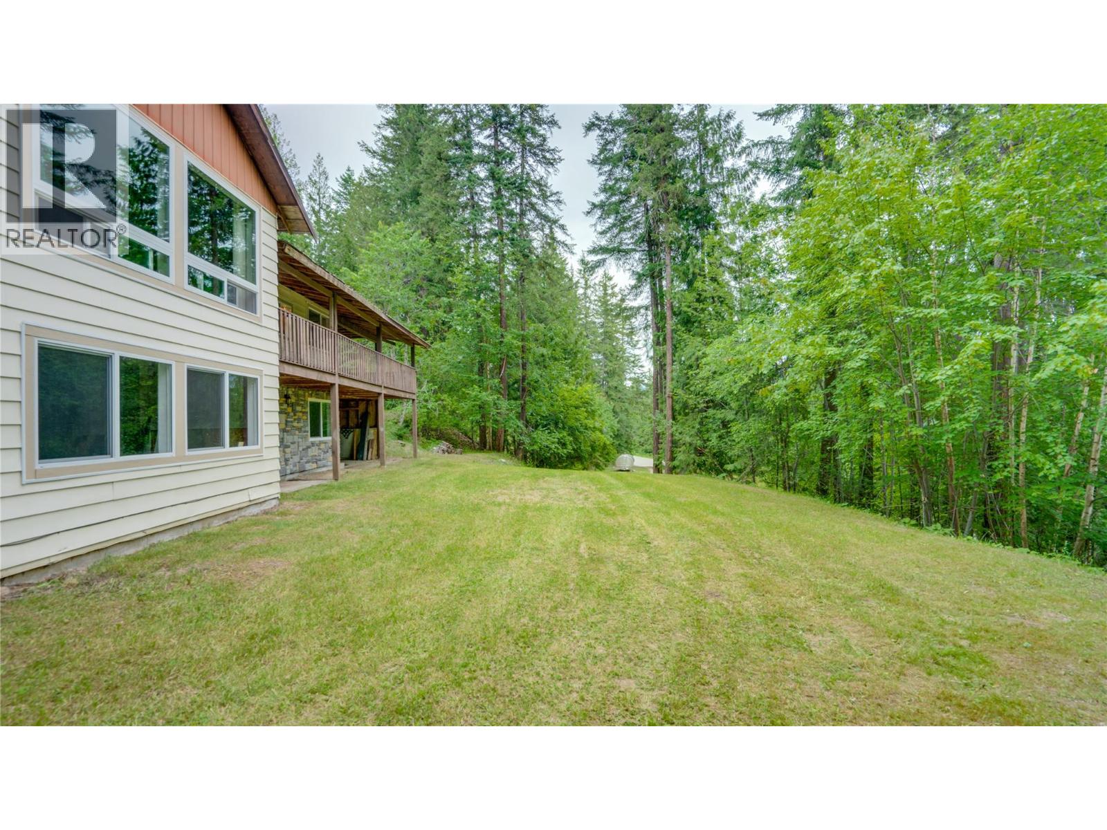 454 Grandview Bench Road, Salmon Arm, British Columbia  V1E 2Y4 - Photo 2 - 10391637