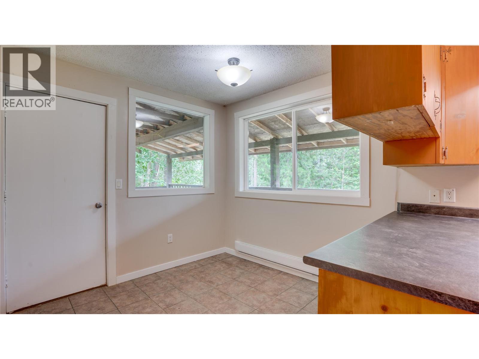 454 Grandview Bench Road, Salmon Arm, British Columbia  V1E 2Y4 - Photo 30 - 10391637