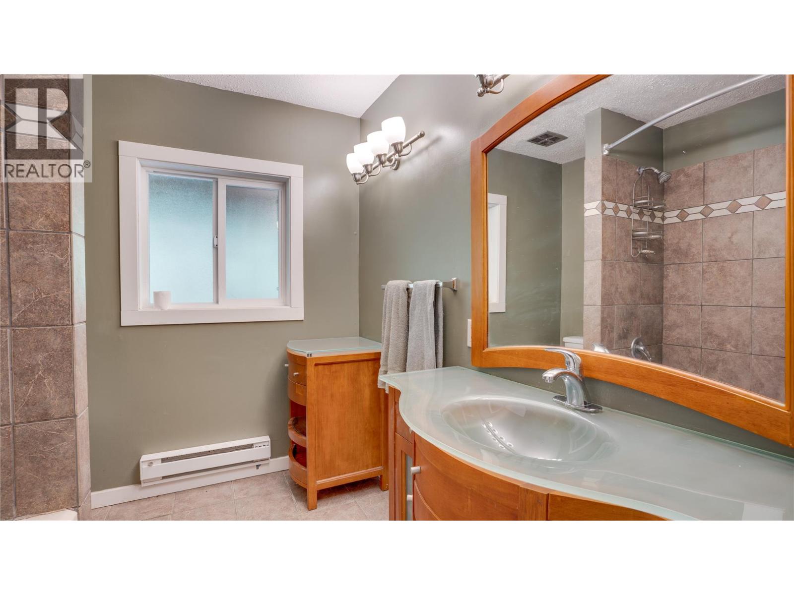 454 Grandview Bench Road, Salmon Arm, British Columbia  V1E 2Y4 - Photo 35 - 10391637