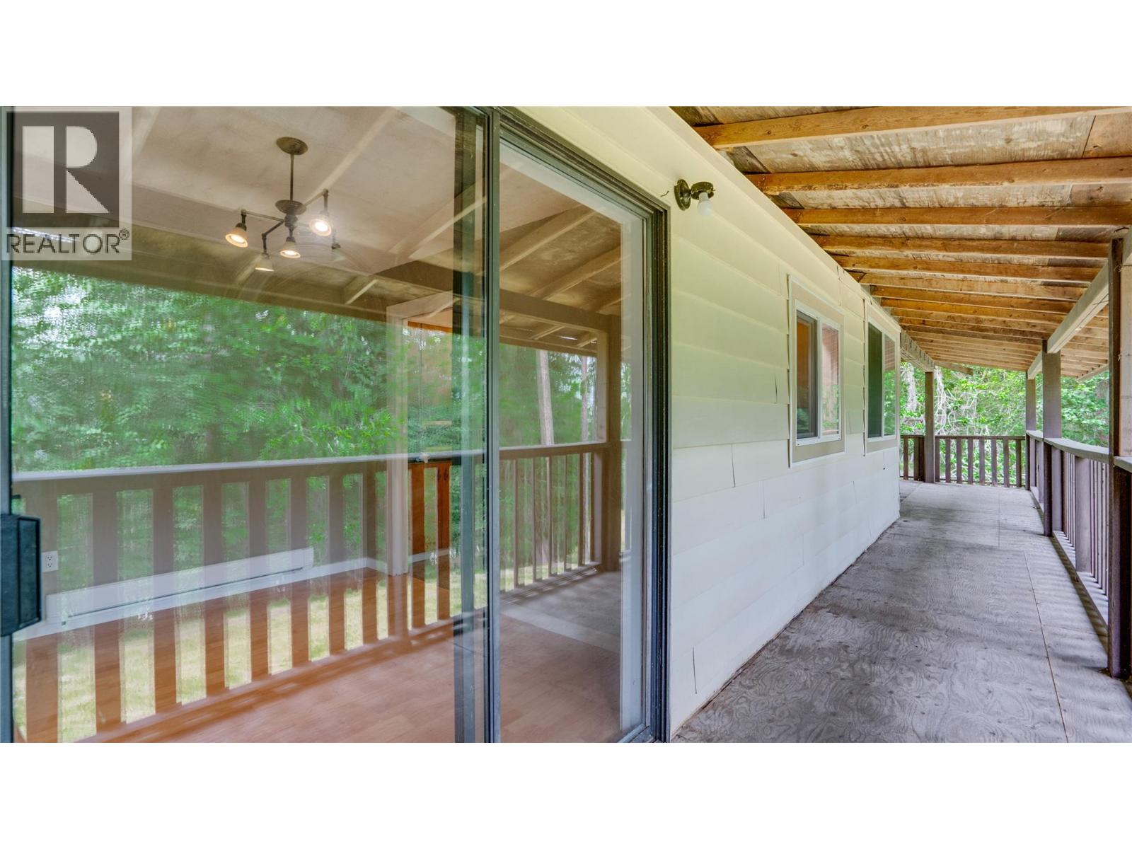 454 Grandview Bench Road, Salmon Arm, British Columbia  V1E 2Y4 - Photo 43 - 10391637