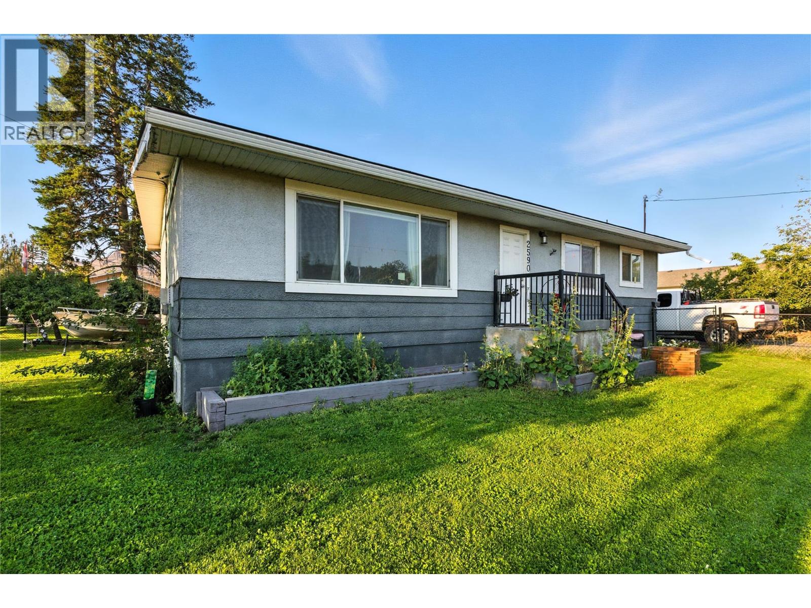 2590 Tranquille Road, Kamloops, British Columbia  V2B 3N8 - Photo 1 - 10391996