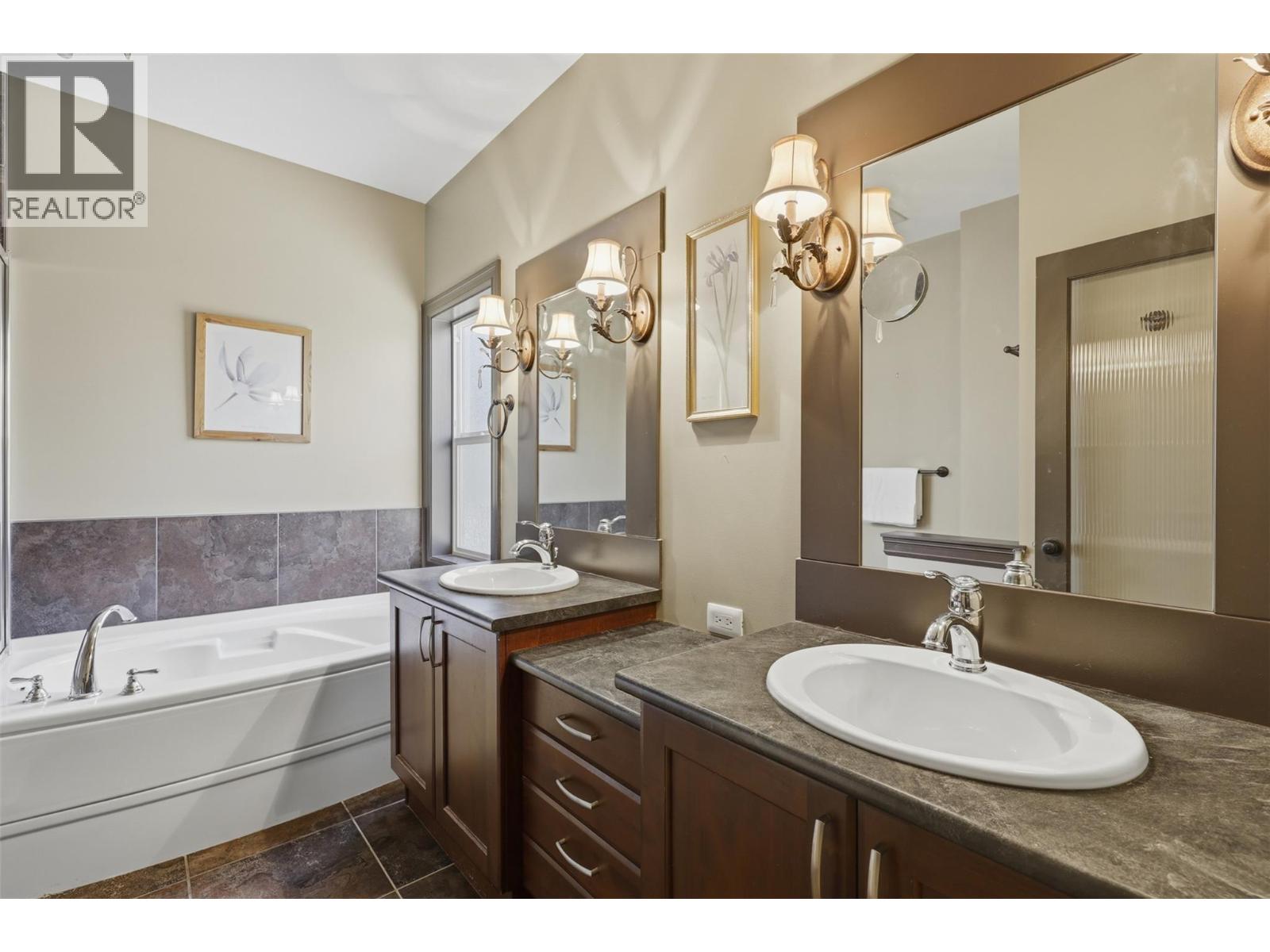 500 Stoneridge Drive, Kamloops, British Columbia  V2H 0A7 - Photo 34 - 10390700