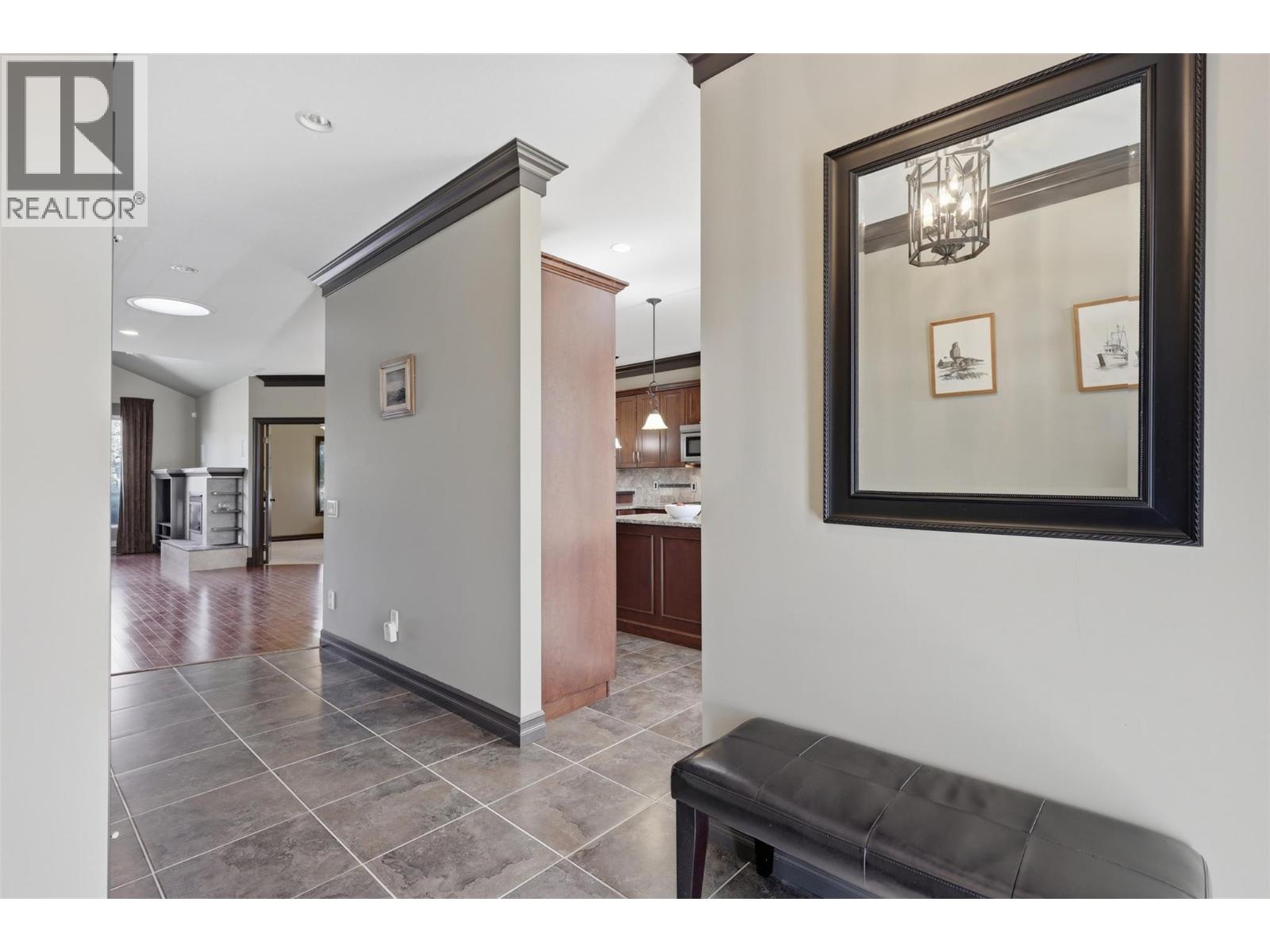 500 Stoneridge Drive, Kamloops, British Columbia  V2H 0A7 - Photo 5 - 10390700
