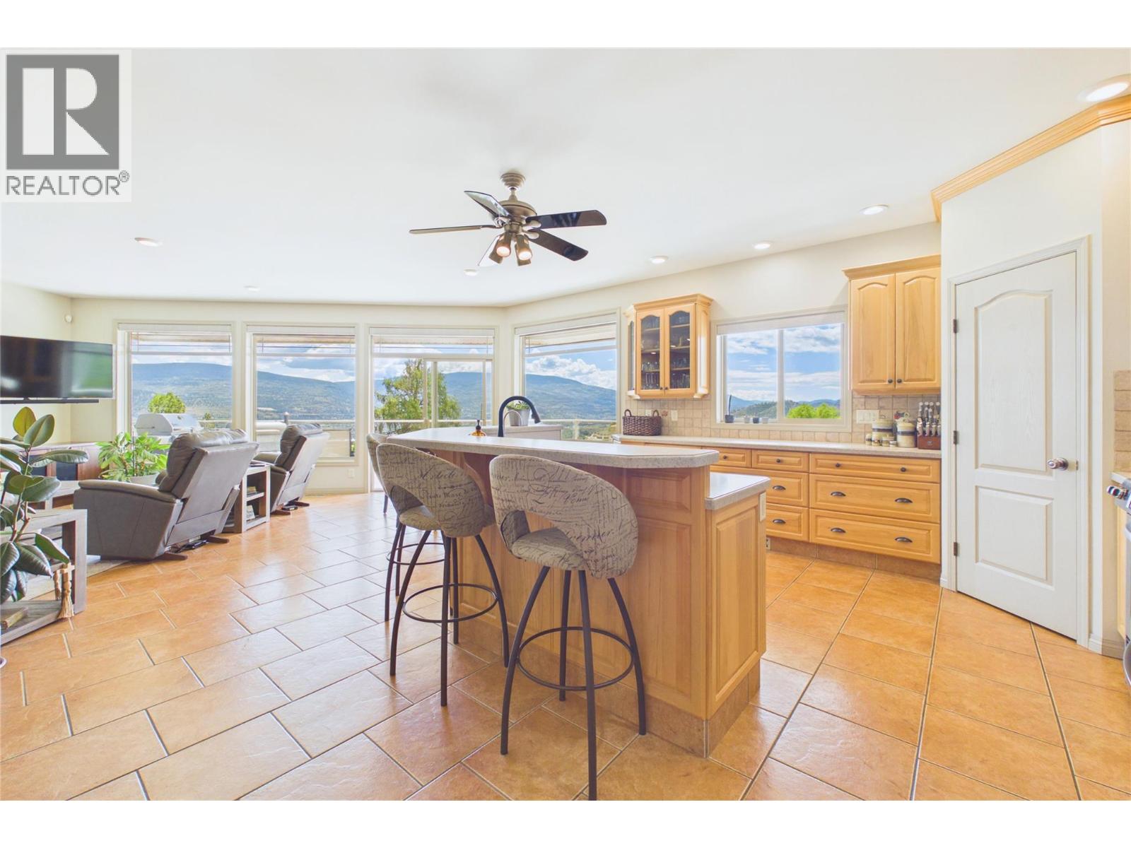 2619 Forsyth Drive, Penticton, British Columbia  V2A 8Y9 - Photo 14 - 10391976