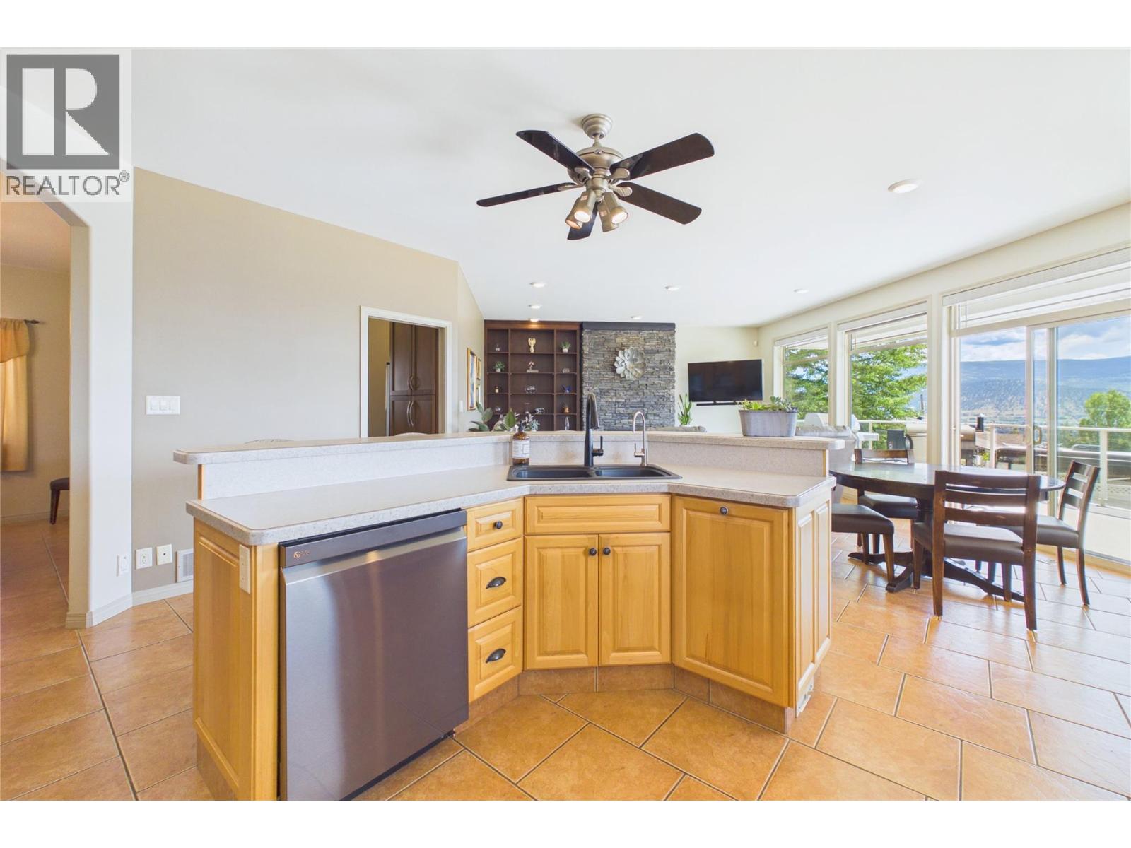 2619 Forsyth Drive, Penticton, British Columbia  V2A 8Y9 - Photo 17 - 10391976
