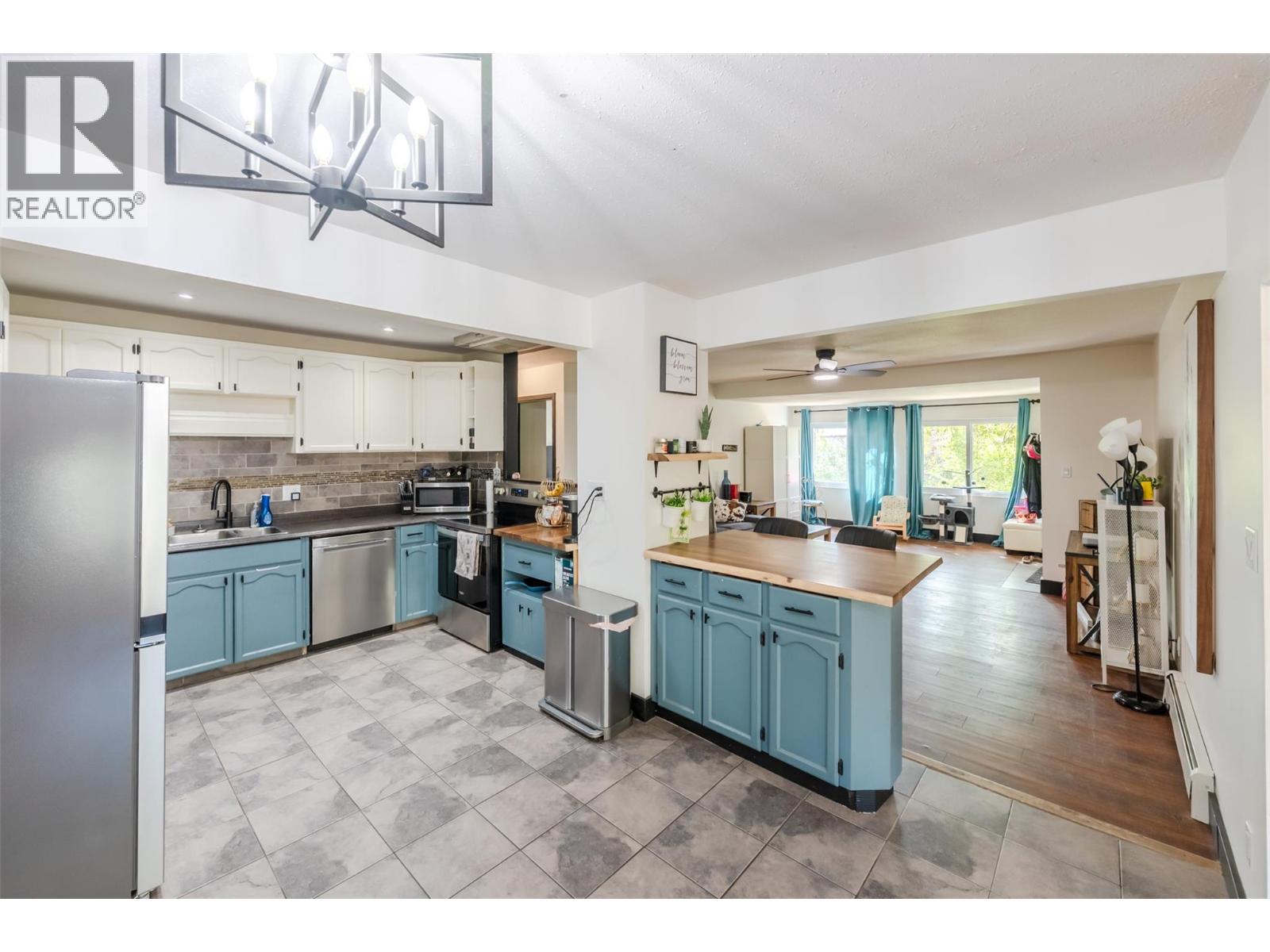 2122 Main Street, Cawston, British Columbia  V0X 1C1 - Photo 16 - 10391380