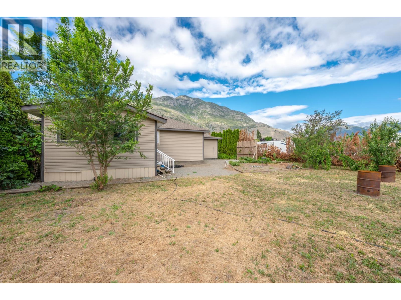 2122 Main Street, Cawston, British Columbia  V0X 1C1 - Photo 53 - 10391380
