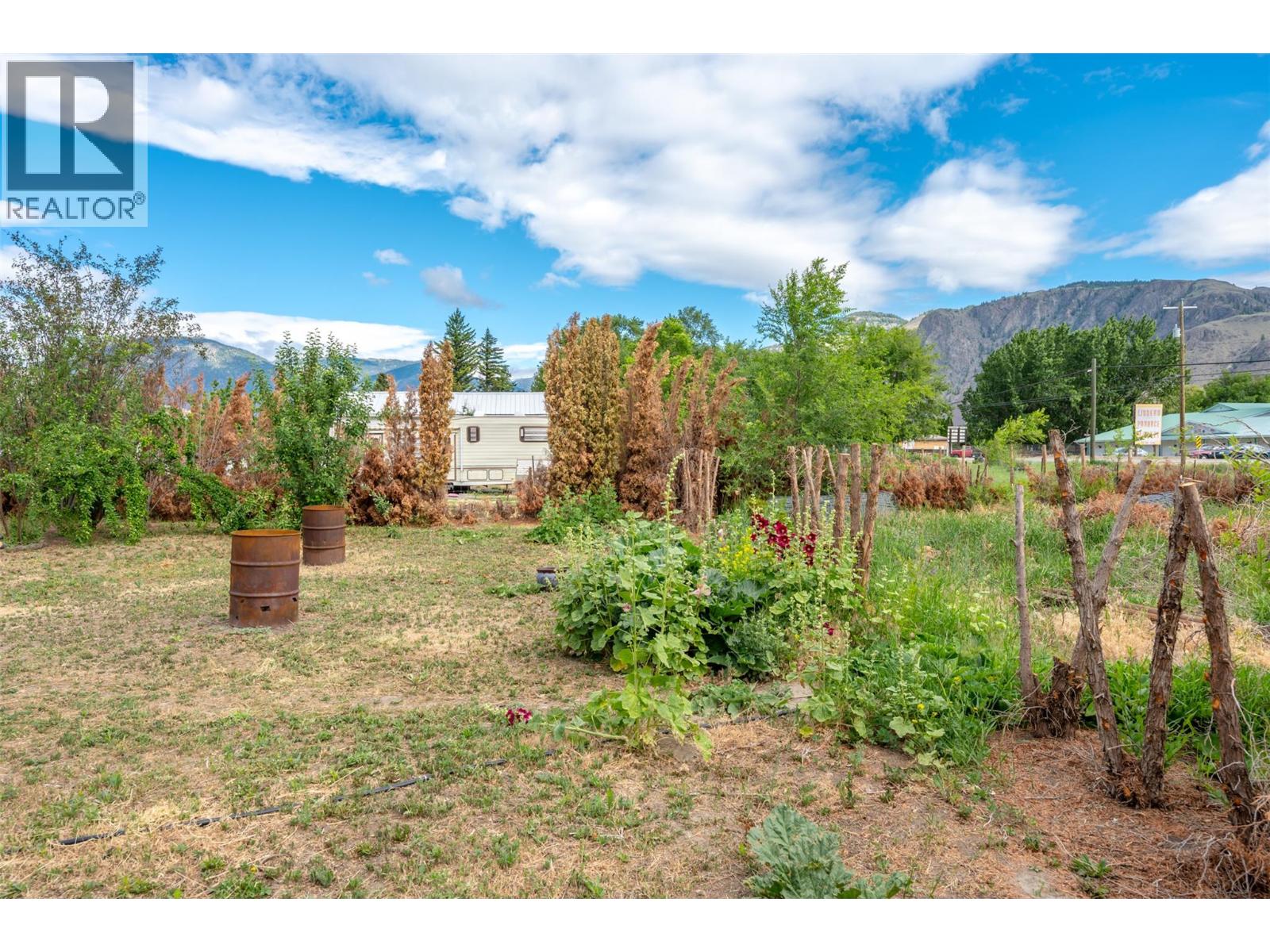 2122 Main Street, Cawston, British Columbia  V0X 1C1 - Photo 56 - 10391380