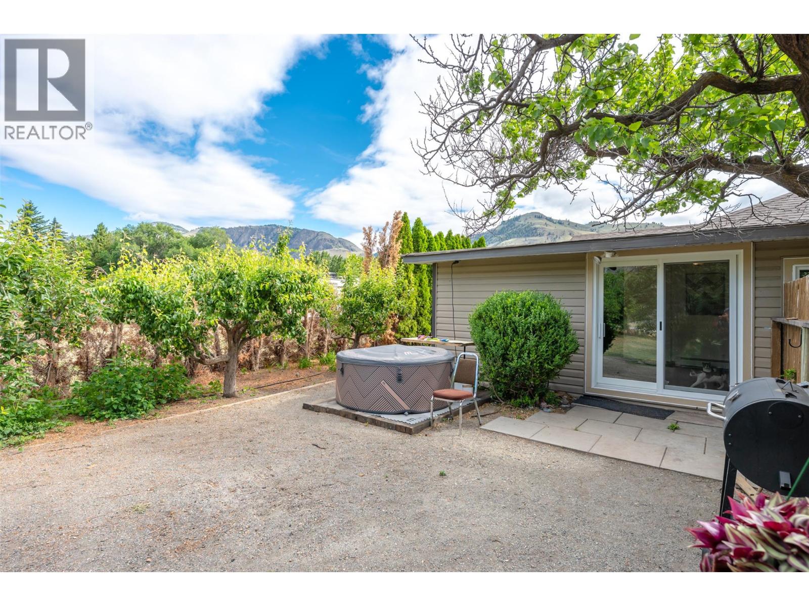 2122 Main Street, Cawston, British Columbia  V0X 1C1 - Photo 61 - 10391380