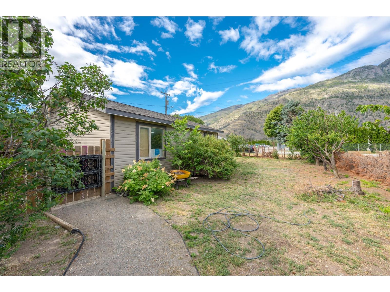 2122 Main Street, Cawston, British Columbia  V0X 1C1 - Photo 63 - 10391380