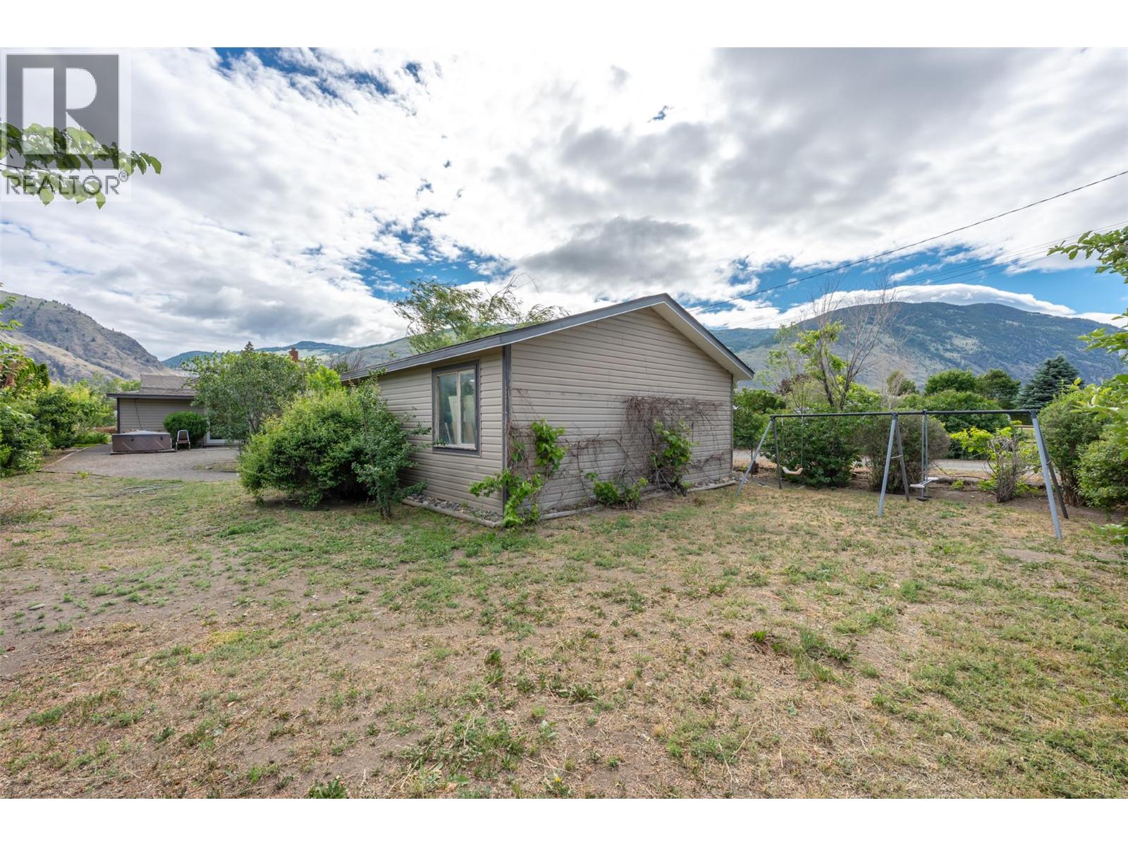 2122 Main Street, Cawston, British Columbia  V0X 1C1 - Photo 65 - 10391380