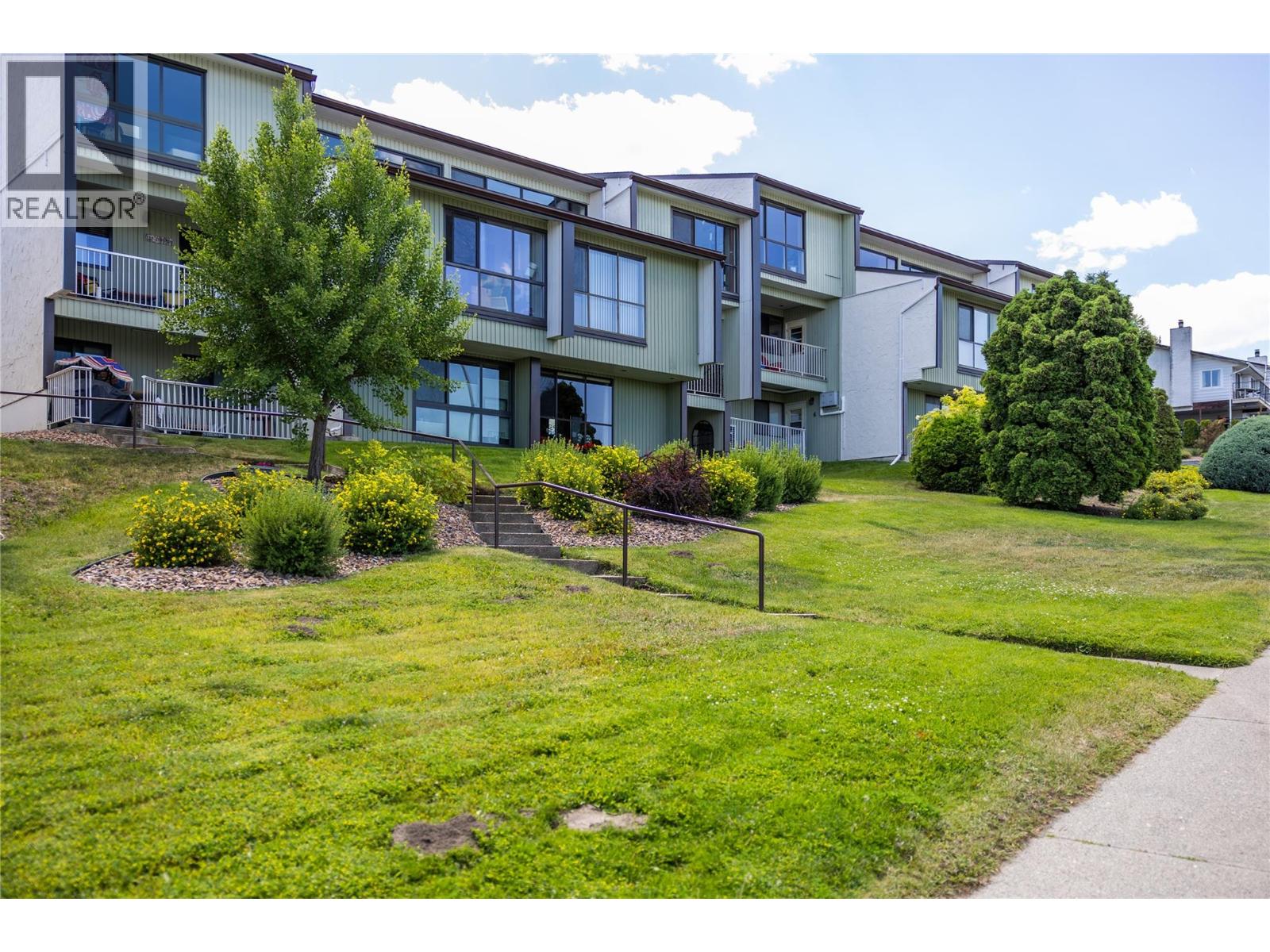 137 Mcgill Road Unit# 15, Kamloops, British Columbia  V2C 1L9 - Photo 2 - 10390463