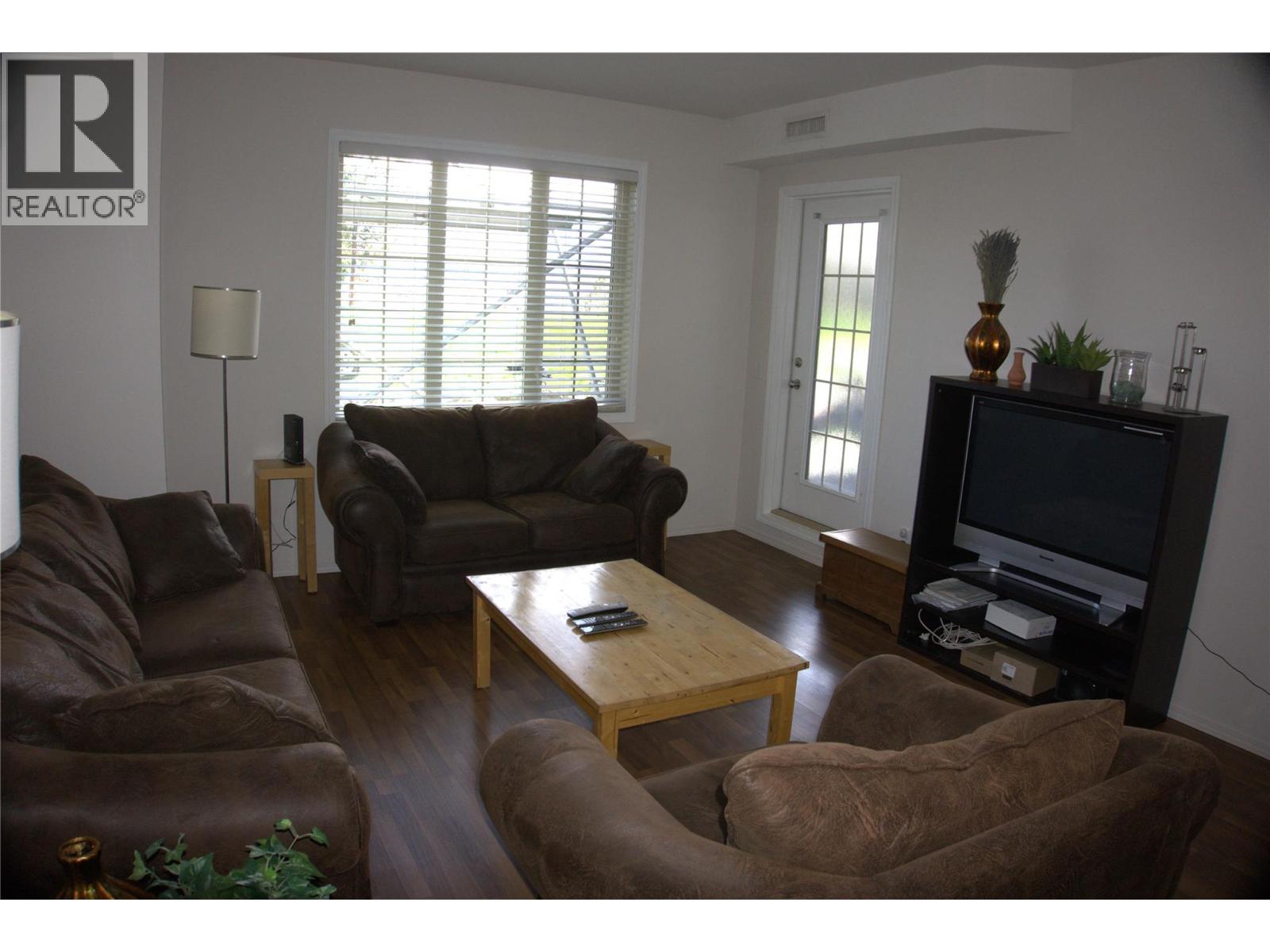 1875 Country Club Drive Unit# 1318, Kelowna, British Columbia  V1V 2W7 - Photo 6 - 10392022