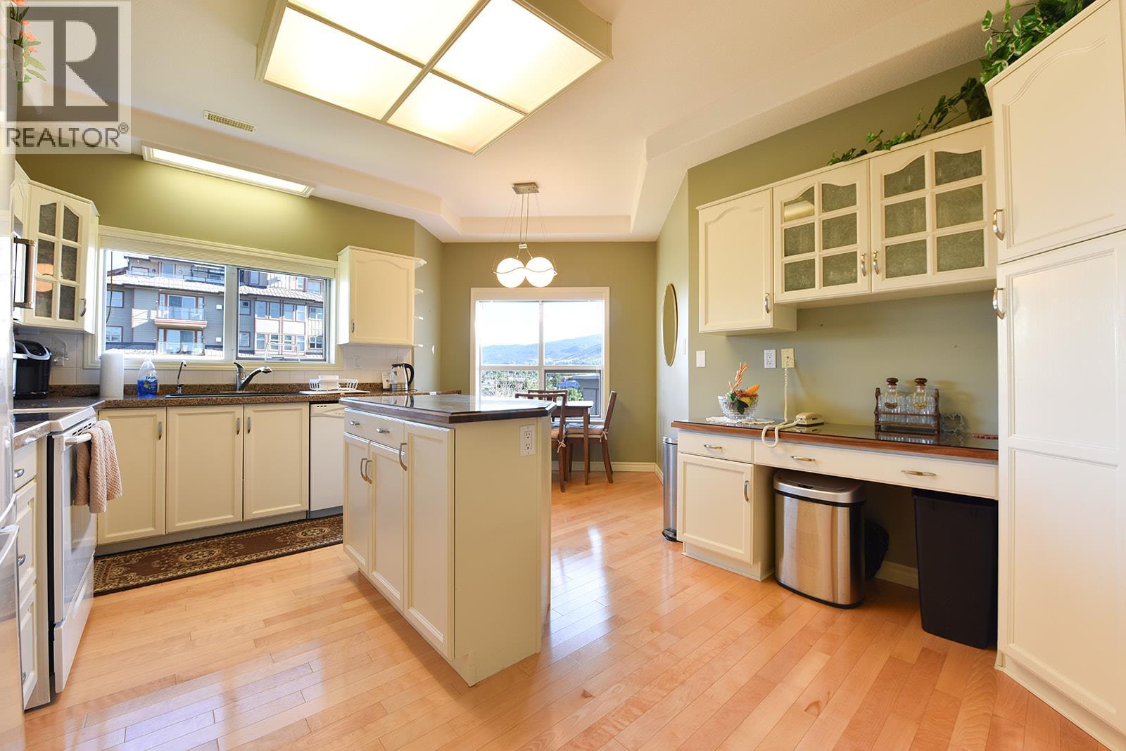 2245 Atkinson Street Unit# 803, Penticton, British Columbia  V2A 8R7 - Photo 5 - 10391937