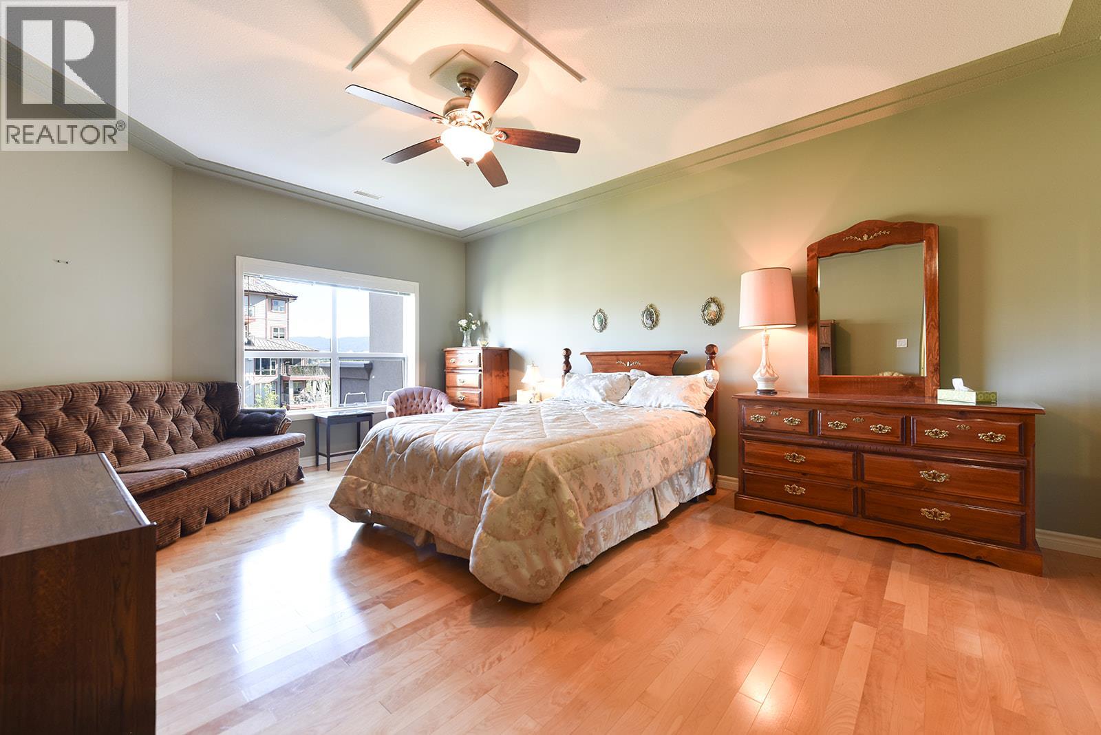 2245 Atkinson Street Unit# 803, Penticton, British Columbia  V2A 8R7 - Photo 8 - 10391937