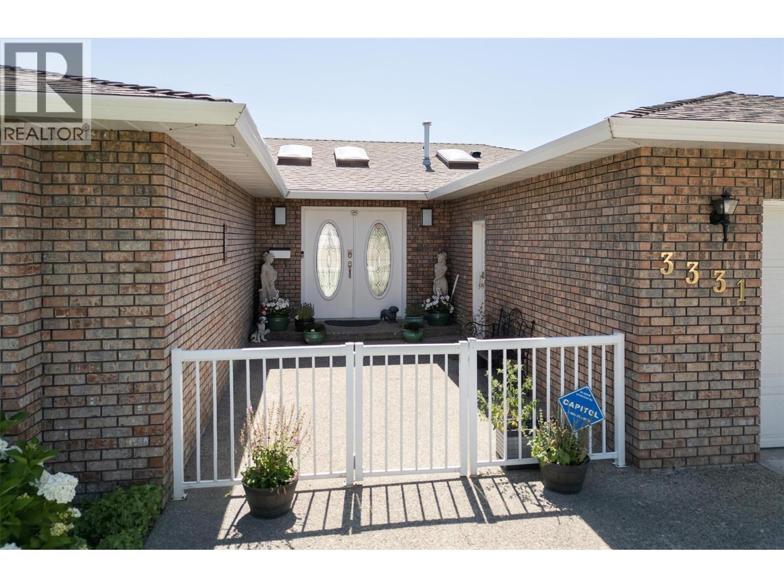 3331 Sundance Drive, West Kelowna, British Columbia  V4T 1S5 - Photo 2 - 10391696