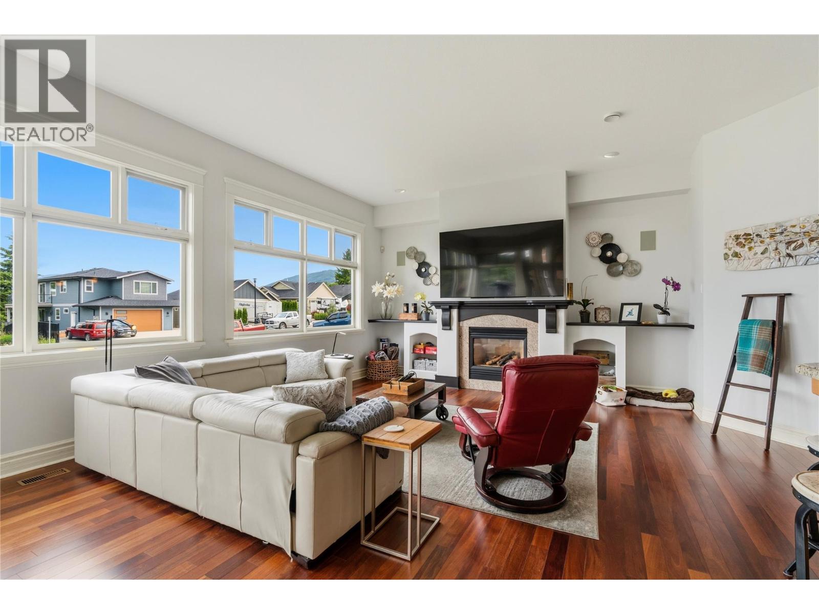 2307 5 Avenue Se, Salmon Arm, British Columbia  V1E 1K9 - Photo 45 - 10390592