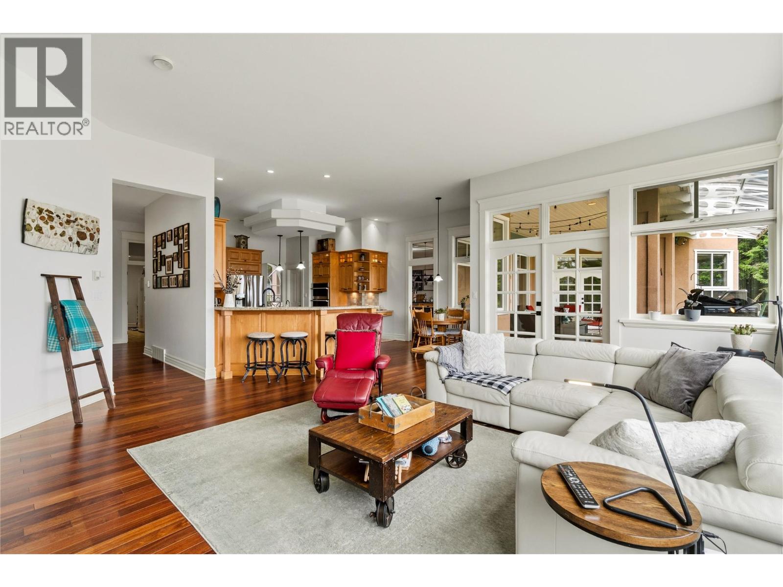 2307 5 Avenue Se, Salmon Arm, British Columbia  V1E 1K9 - Photo 48 - 10390592