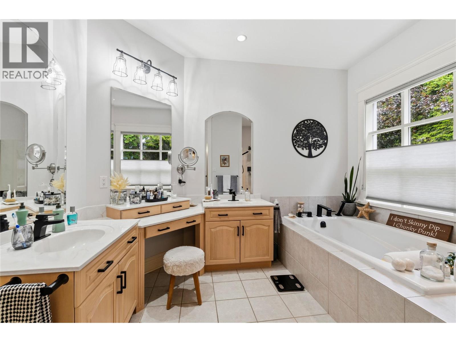 2307 5 Avenue Se, Salmon Arm, British Columbia  V1E 1K9 - Photo 53 - 10390592