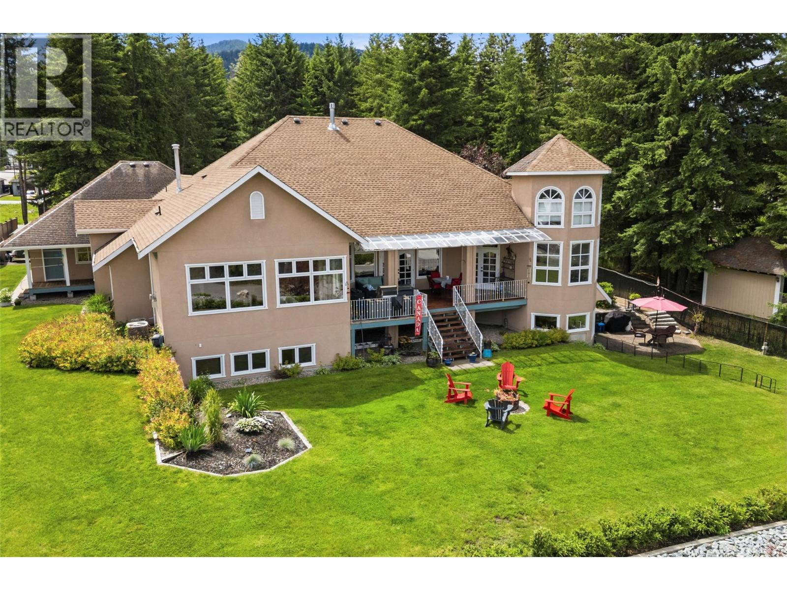 2307 5 Avenue Se, Salmon Arm, British Columbia  V1E 1K9 - Photo 6 - 10390592
