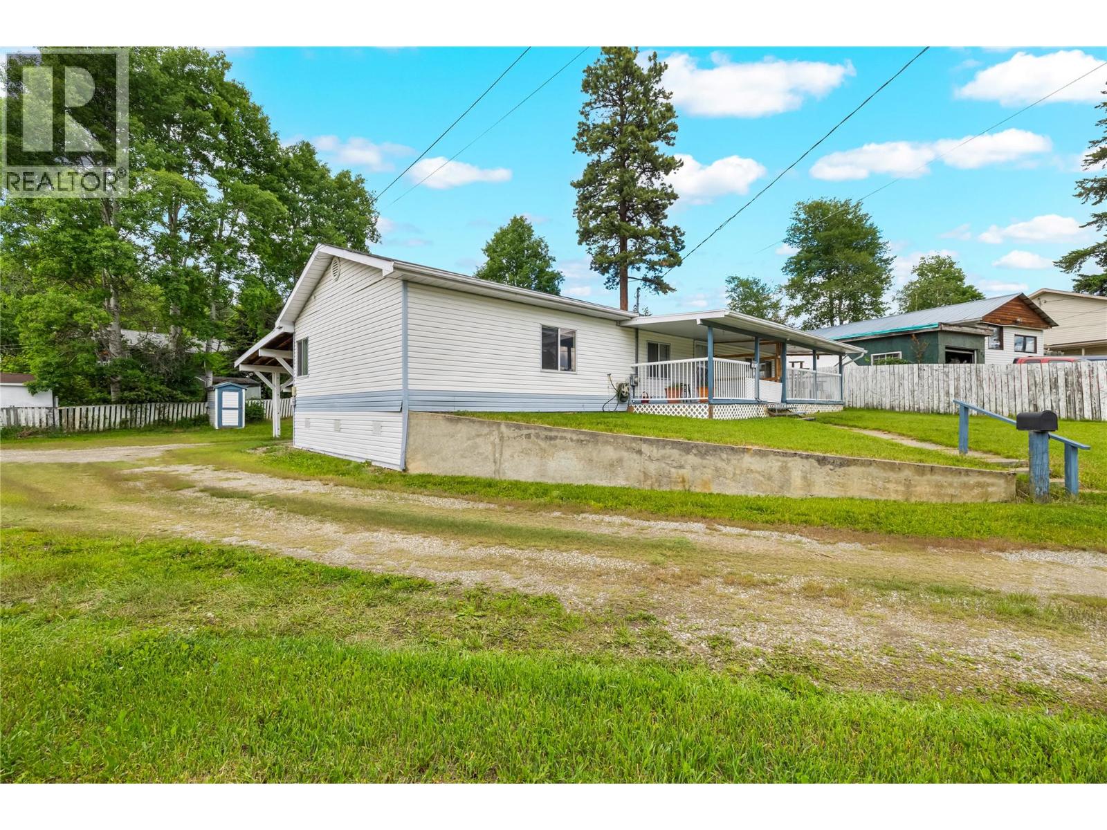 858 301st Street, Marysville, British Columbia  V1A 3J9 - Photo 44 - 10391469