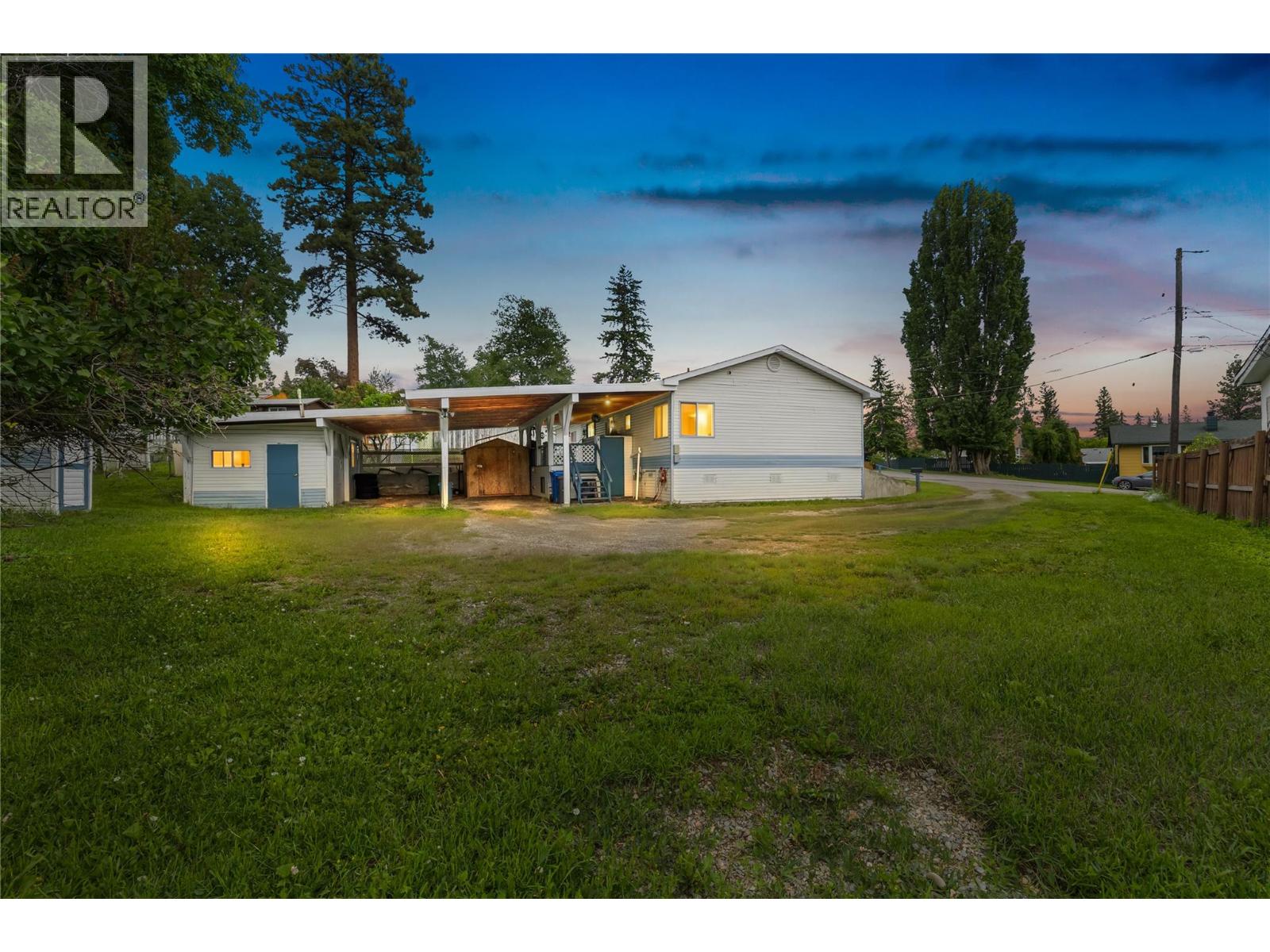 858 301st Street, Marysville, British Columbia  V1A 3J9 - Photo 48 - 10391469