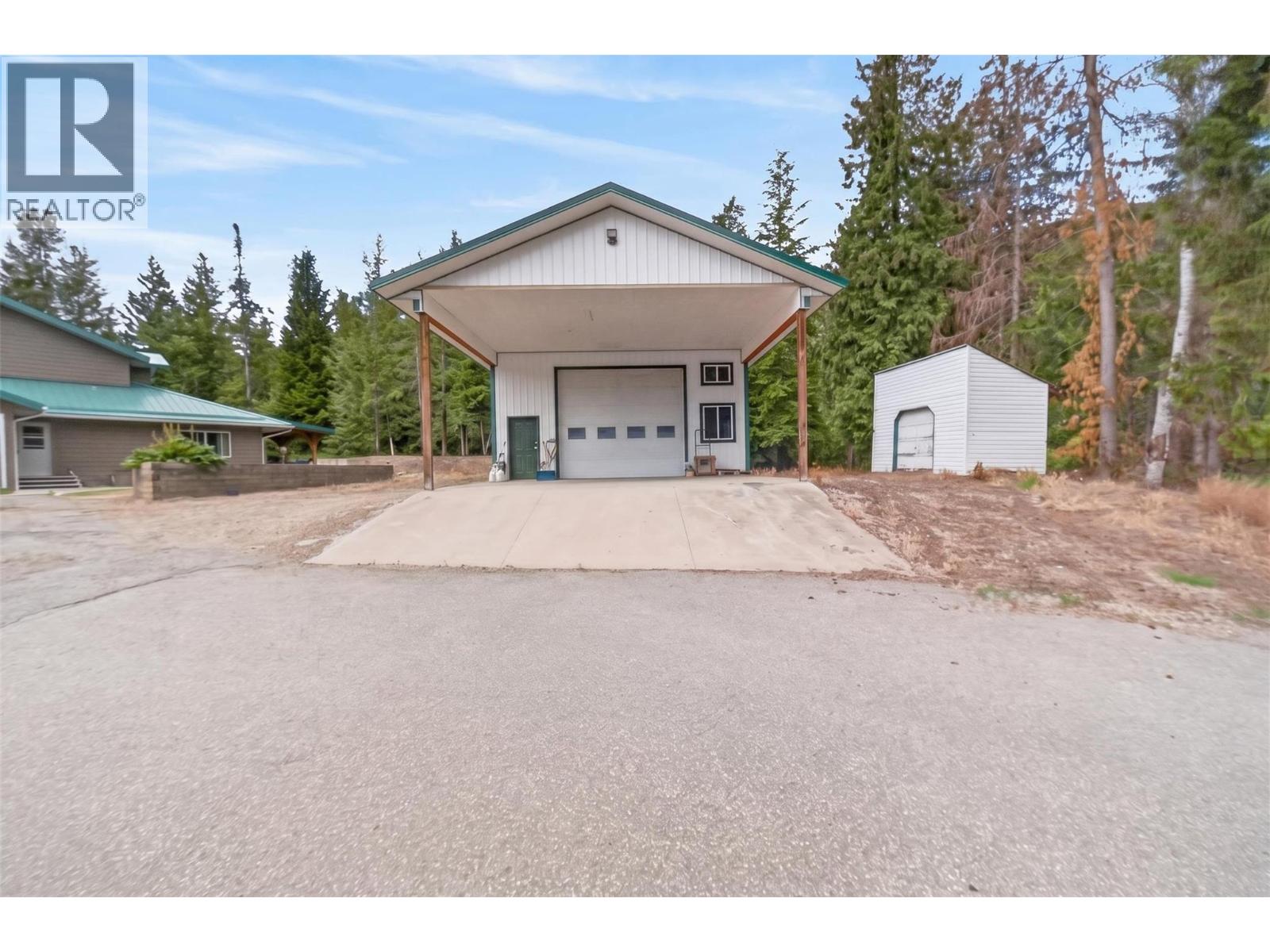 5364 Shaw Road, Salmon Arm, British Columbia  V1E 2W2 - Photo 15 - 10391790