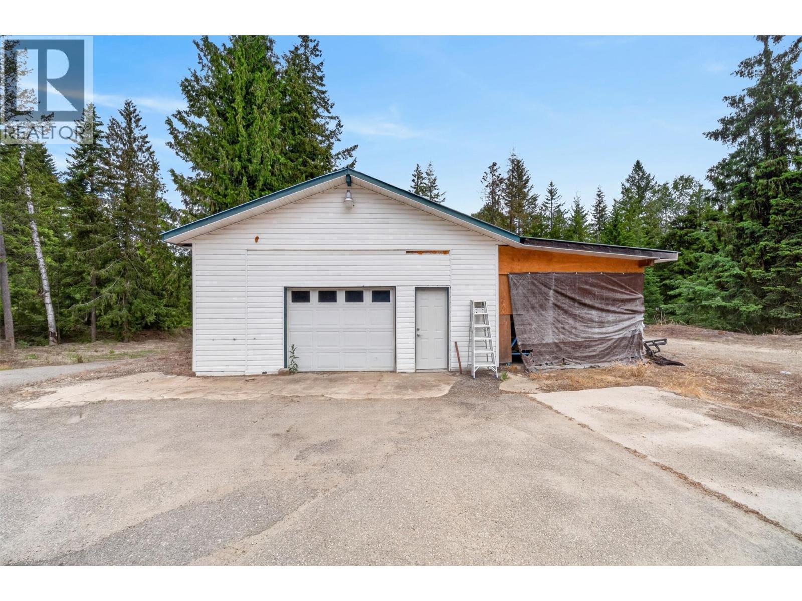 5364 Shaw Road, Salmon Arm, British Columbia  V1E 2W2 - Photo 17 - 10391790