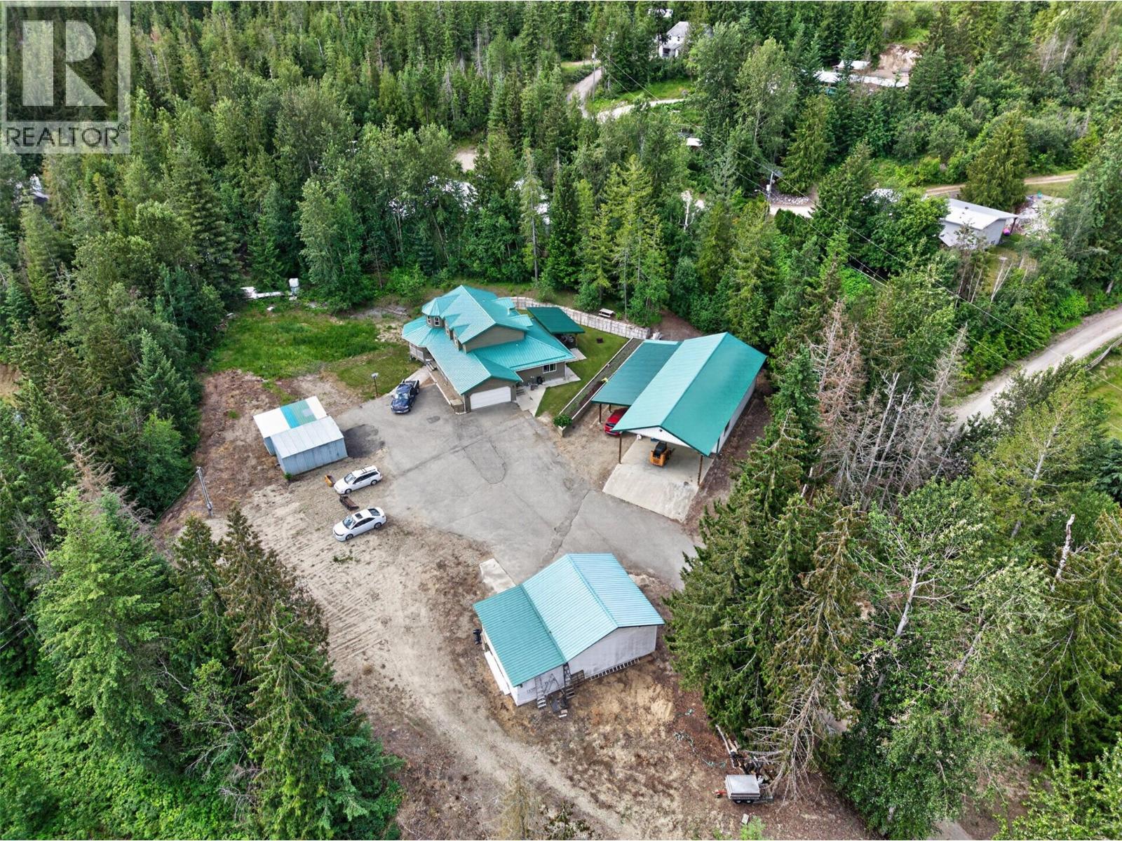5364 Shaw Road, Salmon Arm, British Columbia  V1E 2W2 - Photo 3 - 10391790