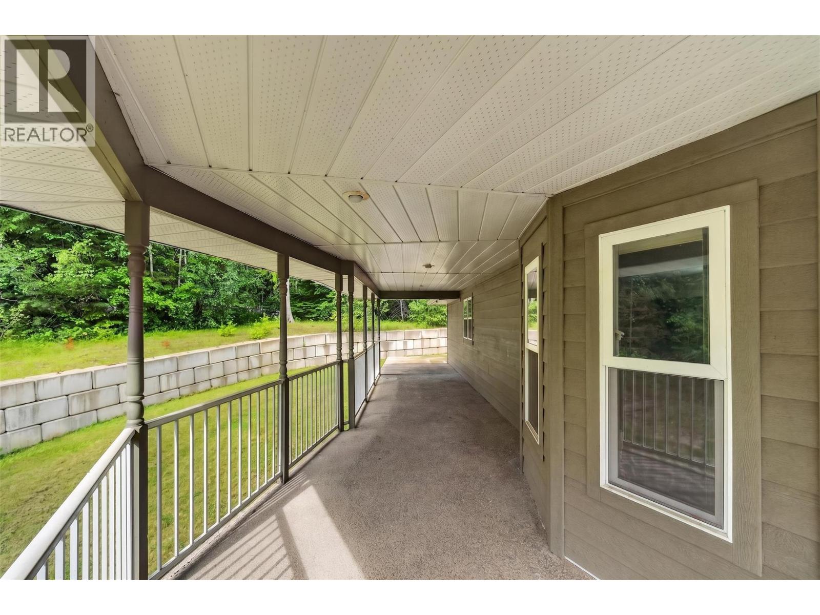 5364 Shaw Road, Salmon Arm, British Columbia  V1E 2W2 - Photo 43 - 10391790