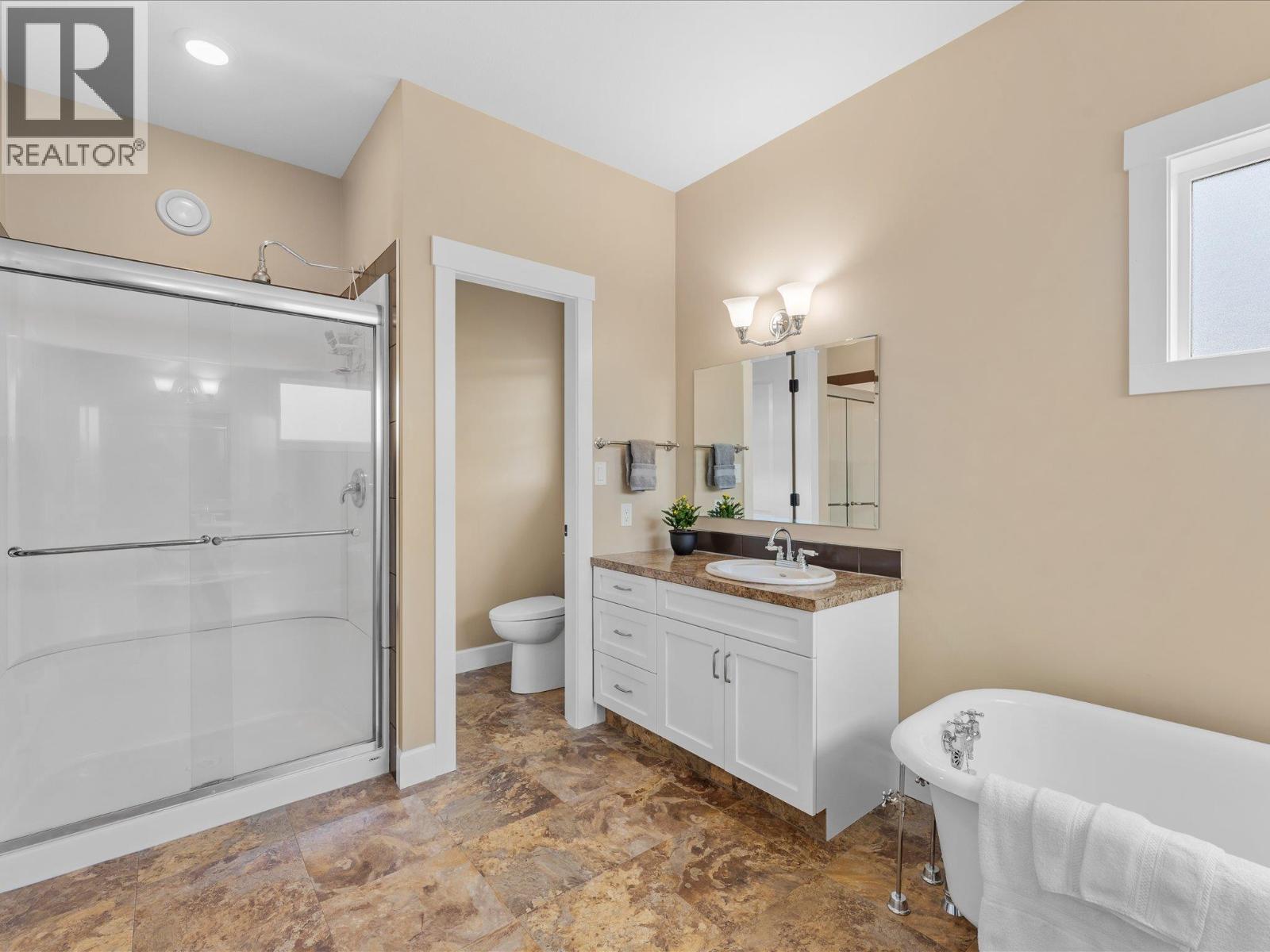 3550 Benvoulin Road, Kelowna, British Columbia  V1W 4M6 - Photo 21 - 10391979