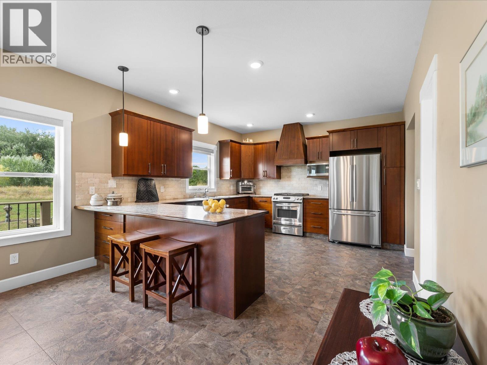 3550 Benvoulin Road, Kelowna, British Columbia  V1W 4M6 - Photo 6 - 10391979