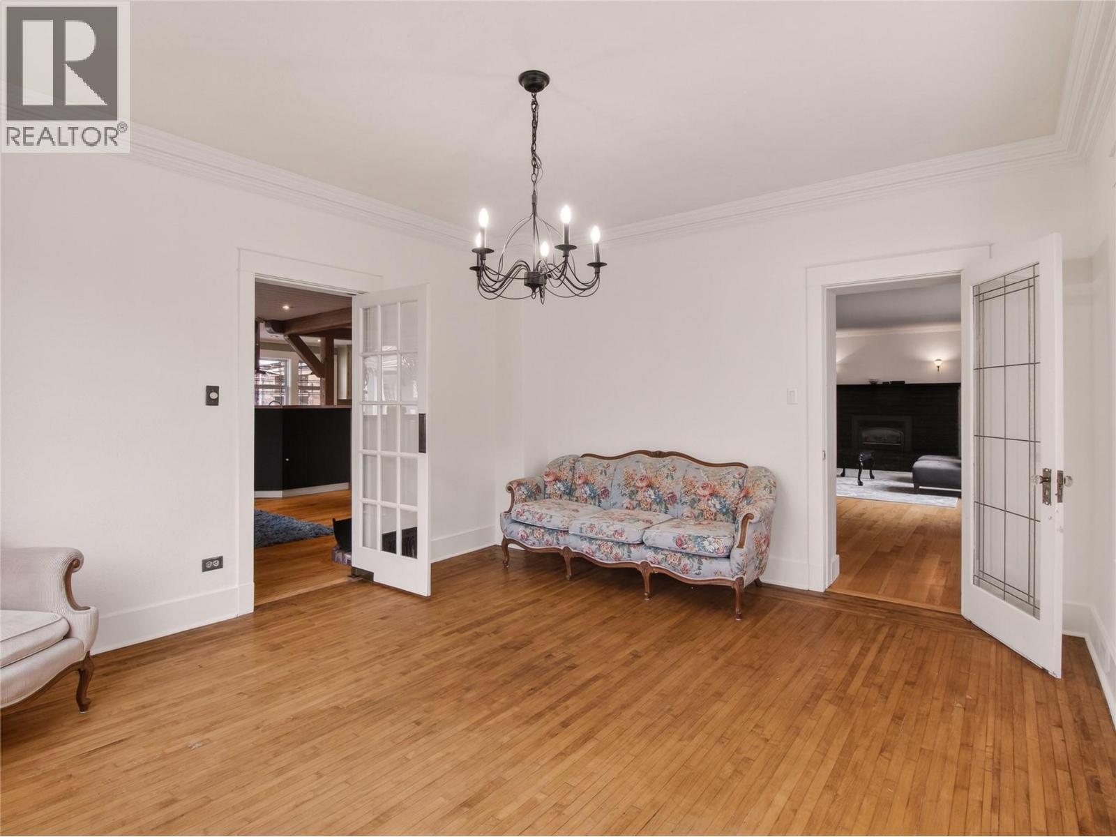 410 Upper Bench Road N, Penticton, British Columbia  V2A 8T4 - Photo 10 - 10392032