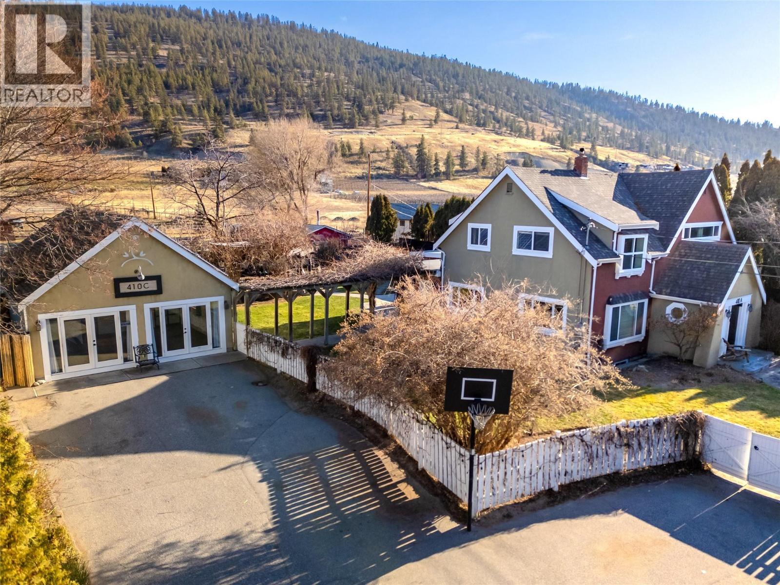 410 Upper Bench Road N, Penticton, British Columbia  V2A 8T4 - Photo 2 - 10392032