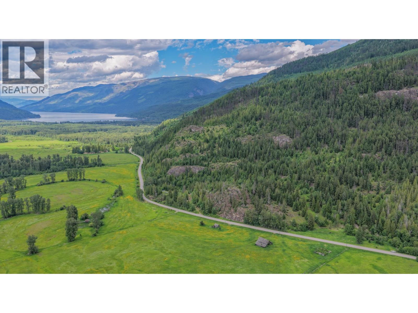 2996 Lumby Mabel Lake Road, Lumby, British Columbia  V0E 2G6 - Photo 10 - 10390746