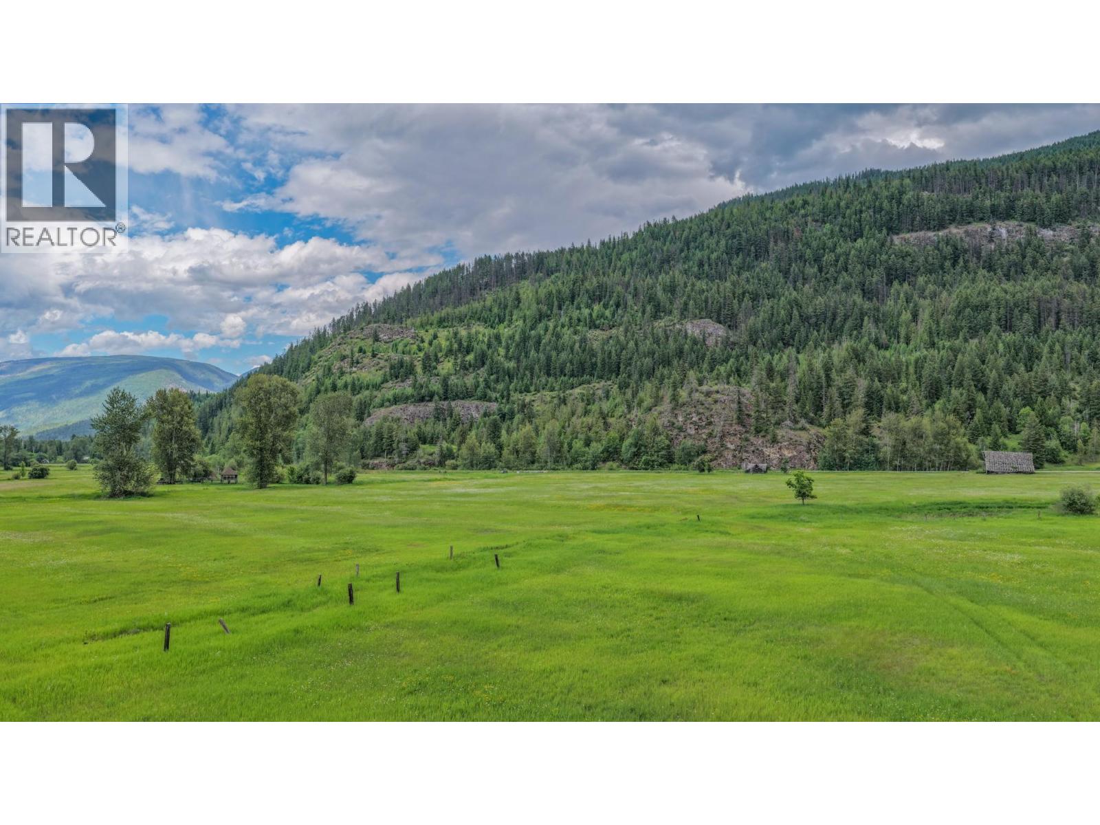 2996 Lumby Mabel Lake Road, Lumby, British Columbia  V0E 2G6 - Photo 36 - 10390746