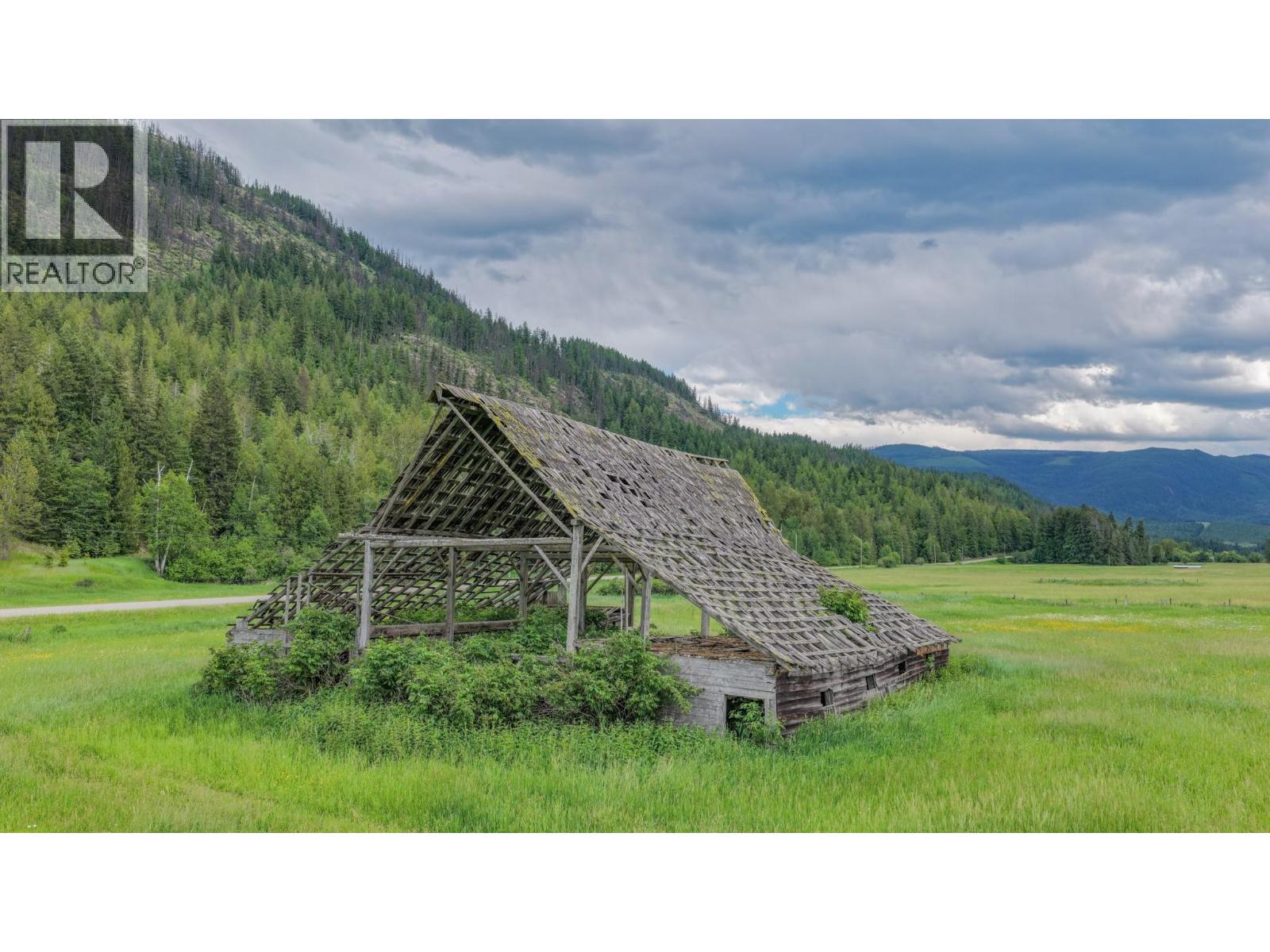 2996 Lumby Mabel Lake Road, Lumby, British Columbia  V0E 2G6 - Photo 40 - 10390746