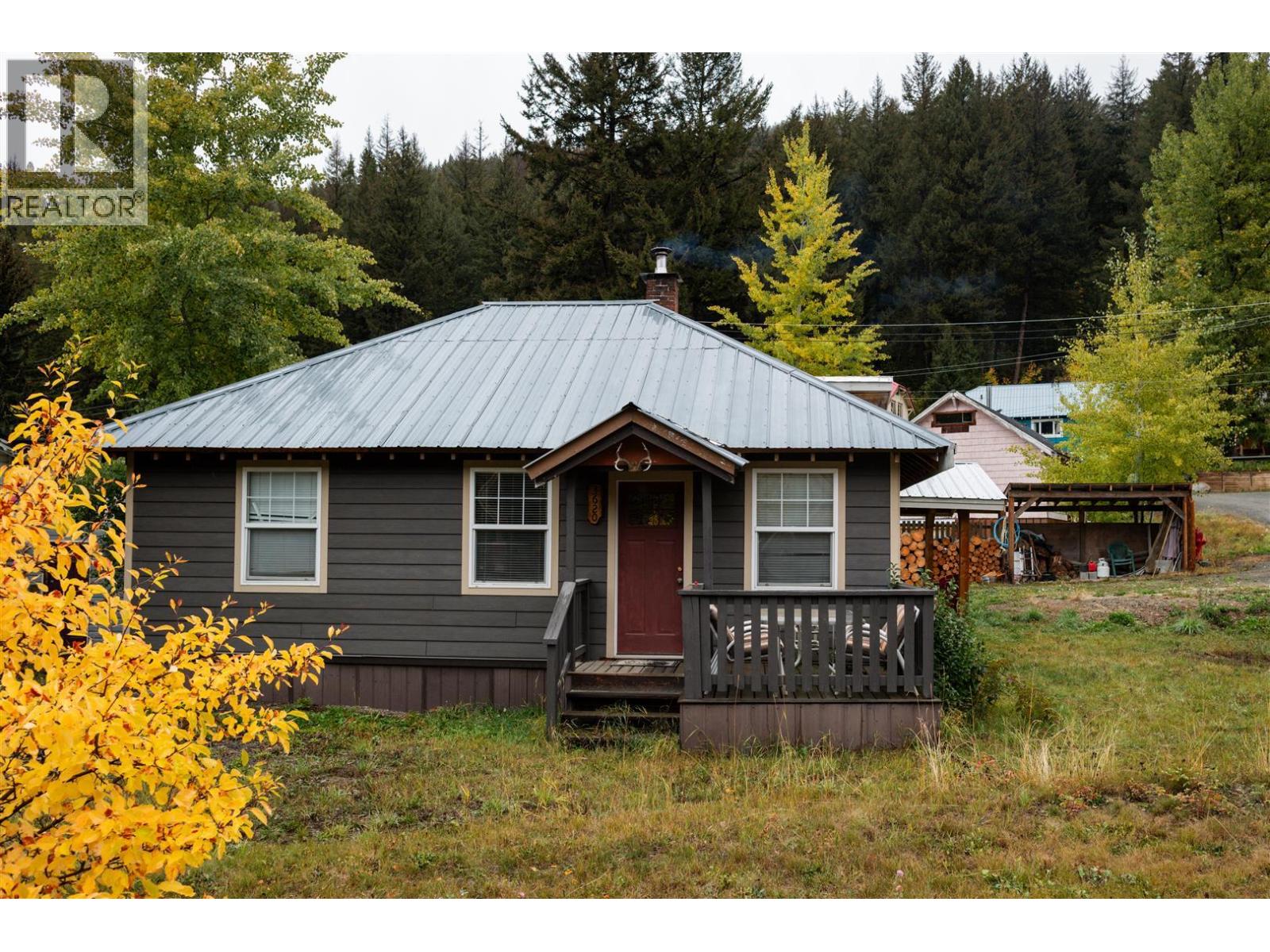 3620 Pioneer Road, Bralorne, British Columbia  V0K 1P0 - Photo 1 - 10392070