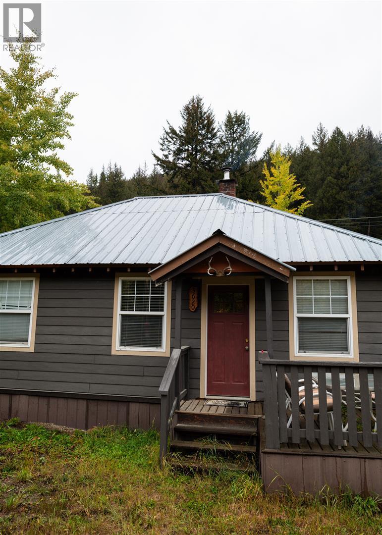 3620 Pioneer Road, Bralorne, British Columbia  V0K 1P0 - Photo 3 - 10392070