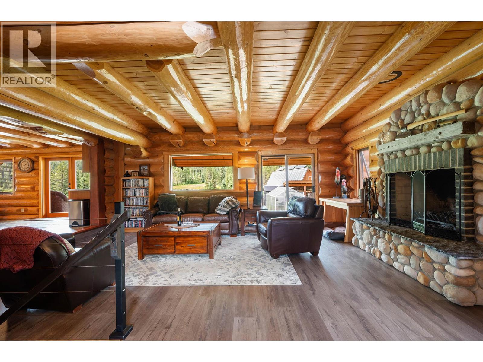 3881 Mad River Forest Service Road, Vavenby, British Columbia  V0E 3A0 - Photo 15 - 10391656
