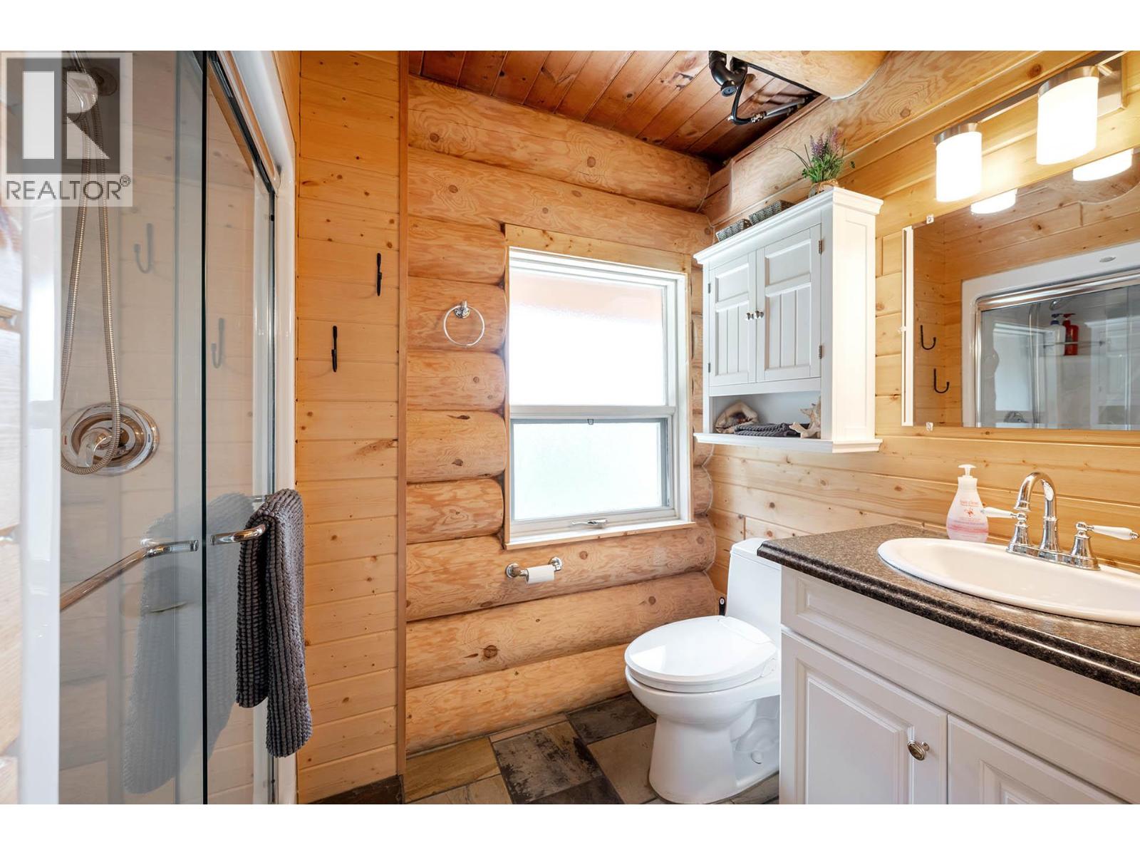 3881 Mad River Forest Service Road, Vavenby, British Columbia  V0E 3A0 - Photo 16 - 10391656